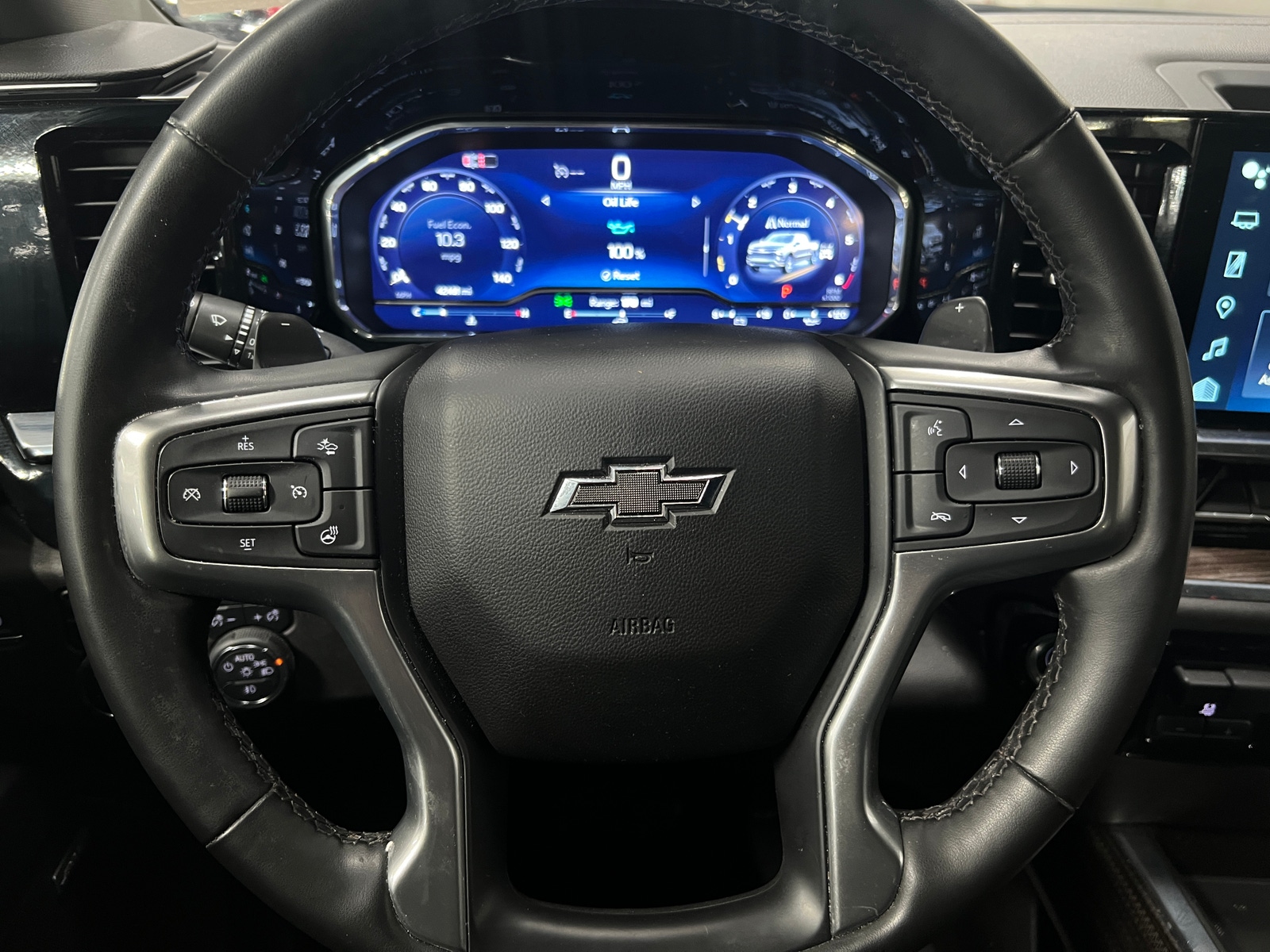 Thumbnail: 2024 Chevrolet Silverado 1500 - 4