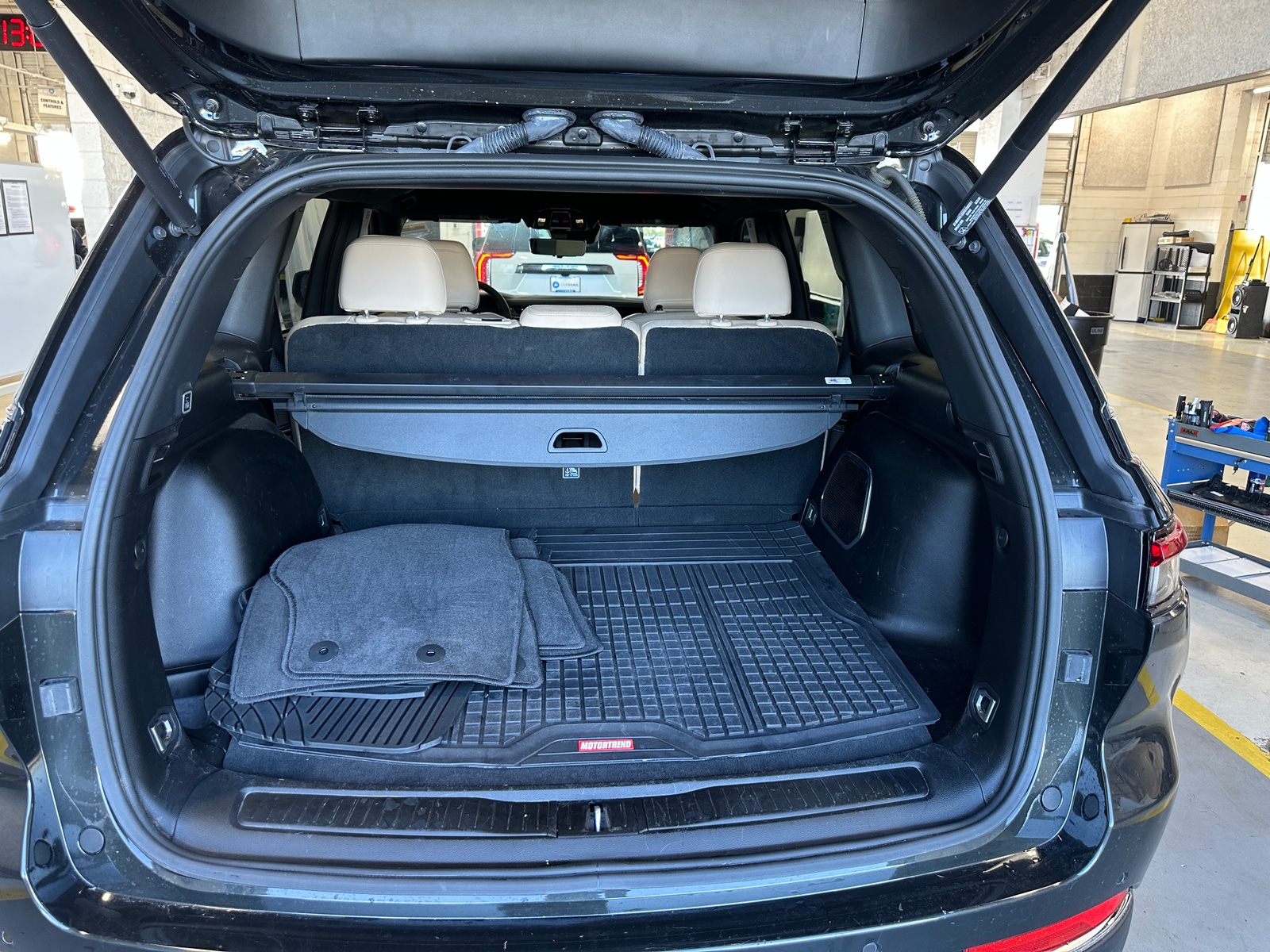 Thumbnail: 2024 Jeep Grand Cherokee - 6