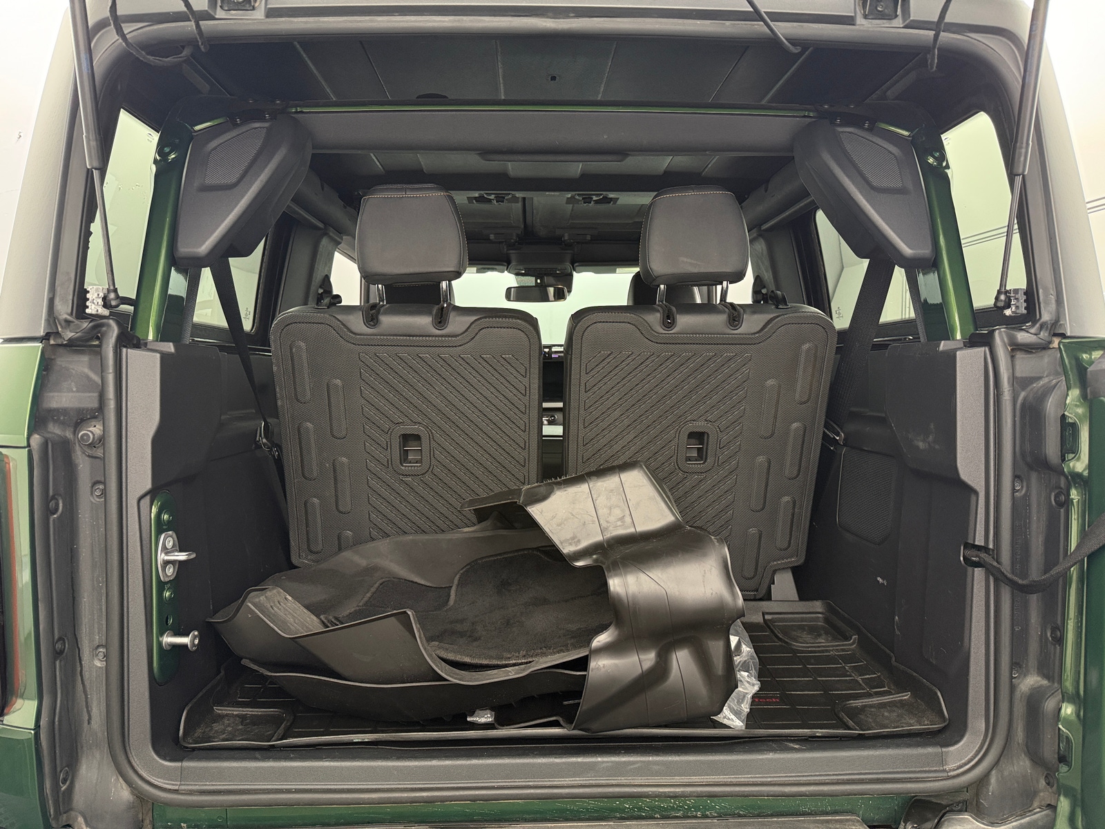 Thumbnail: 2023 Ford Bronco - 6