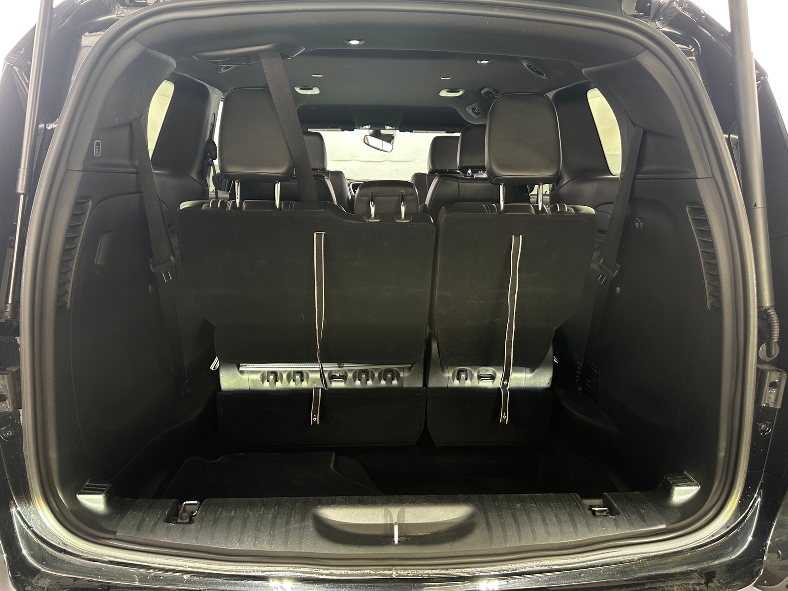 Thumbnail: 2025 Chrysler Pacifica - 6