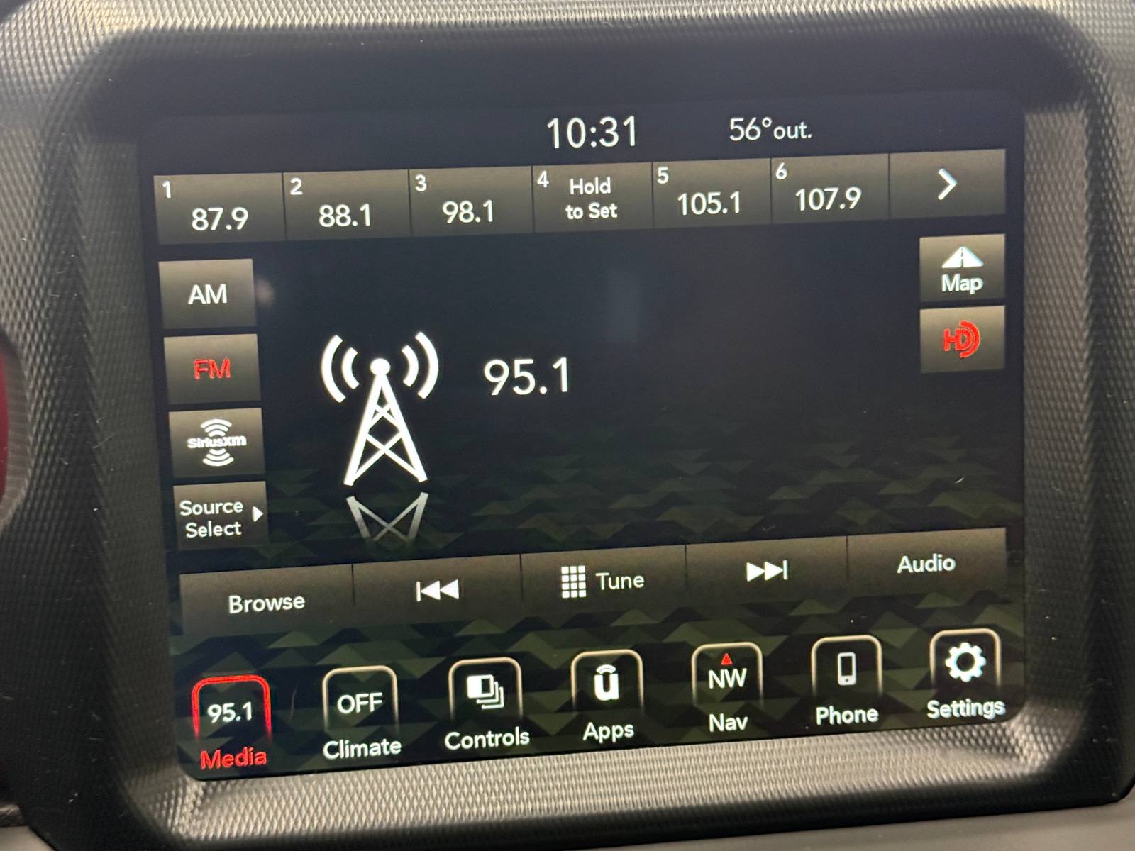 Thumbnail: 2021 Jeep Gladiator - 3