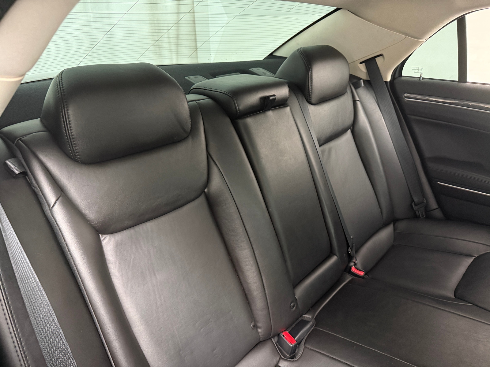 Thumbnail: 2019 Chrysler 300 - 5