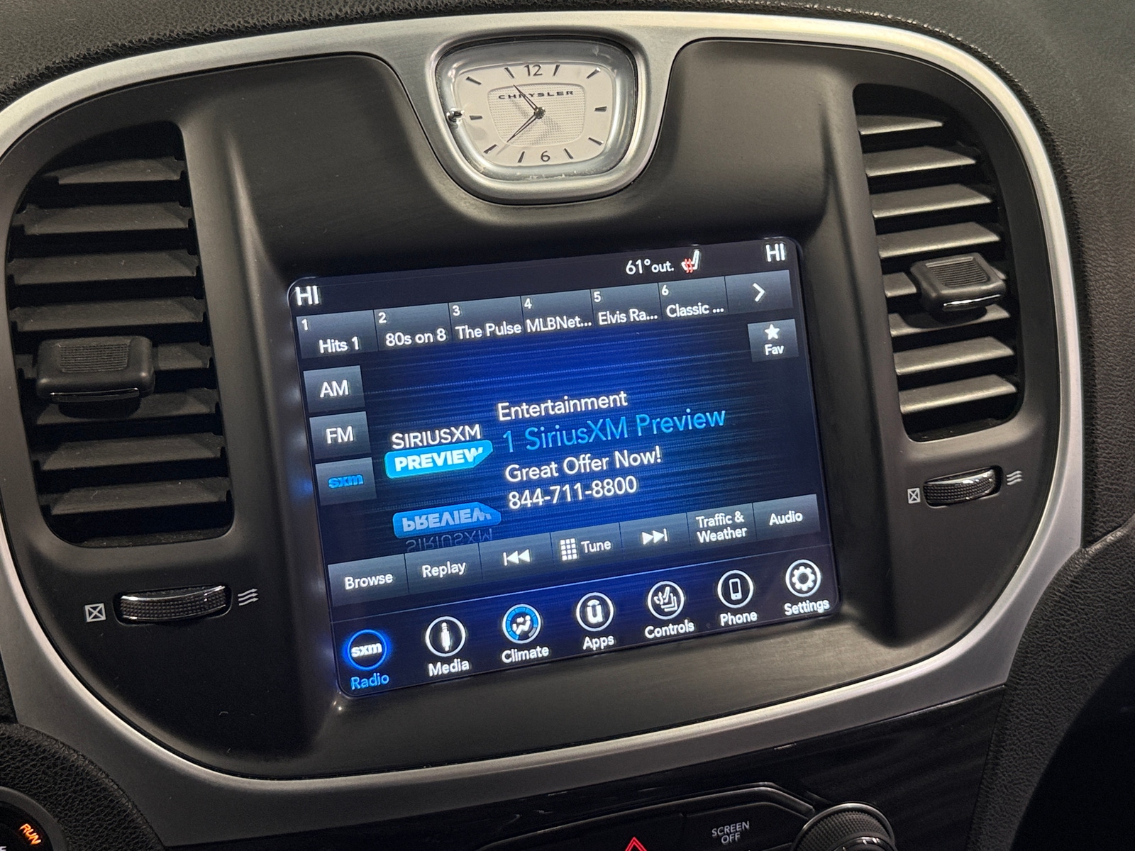 Thumbnail: 2019 Chrysler 300 - 3