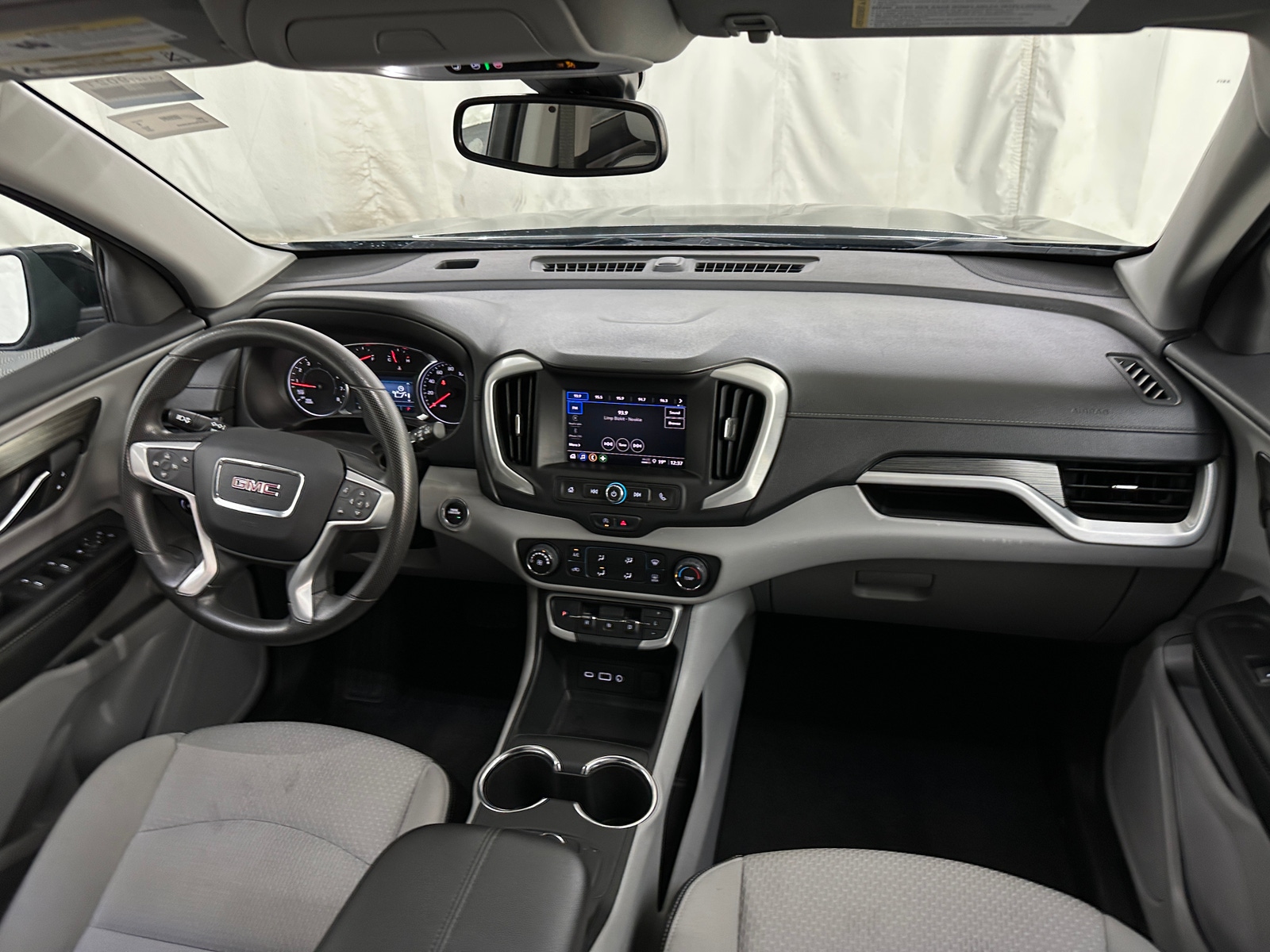 Thumbnail: 2024 GMC Terrain - 3