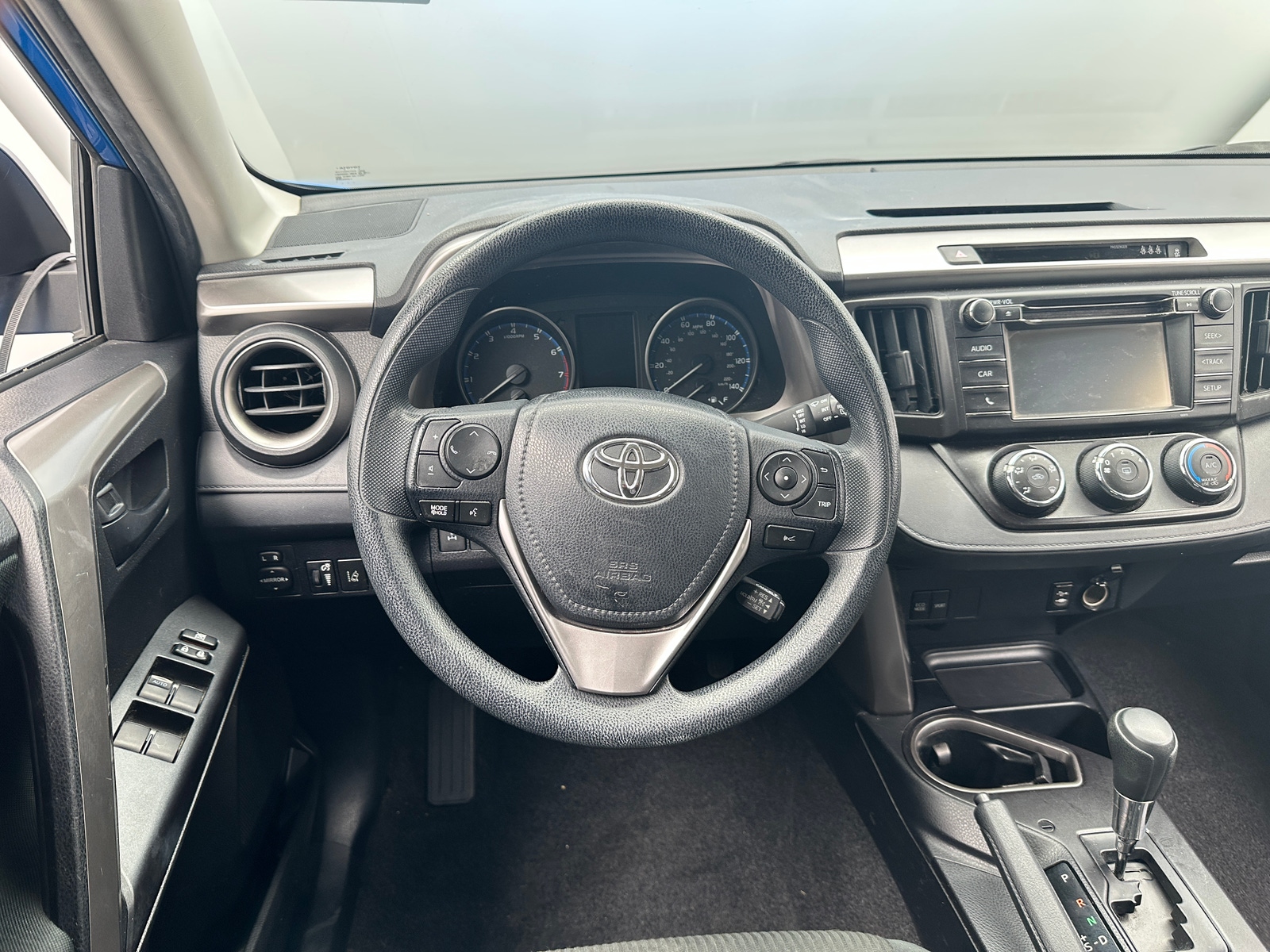 Thumbnail: 2018 Toyota RAV4 - 5