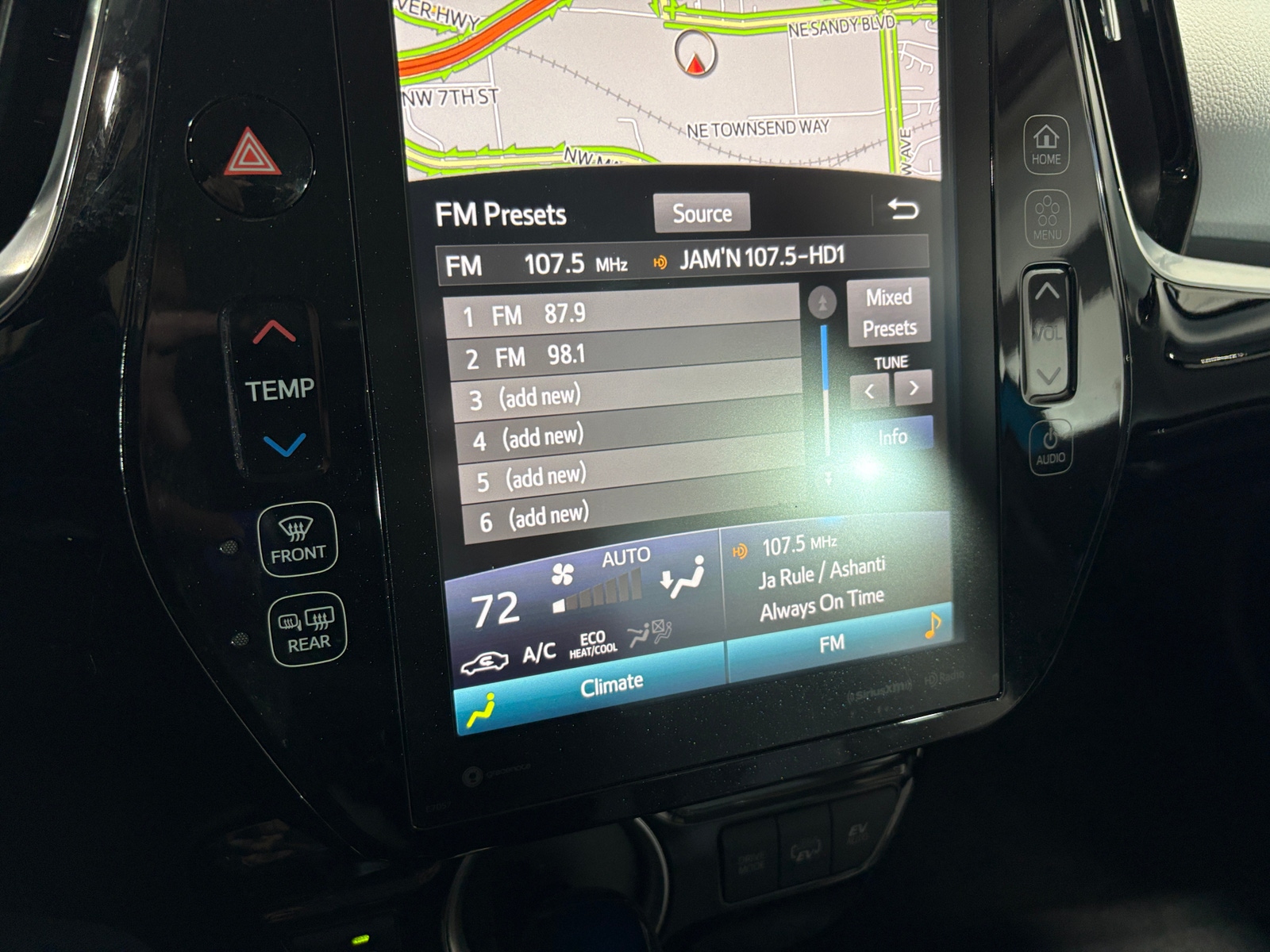 Thumbnail: 2020 Toyota Prius Prime - 3