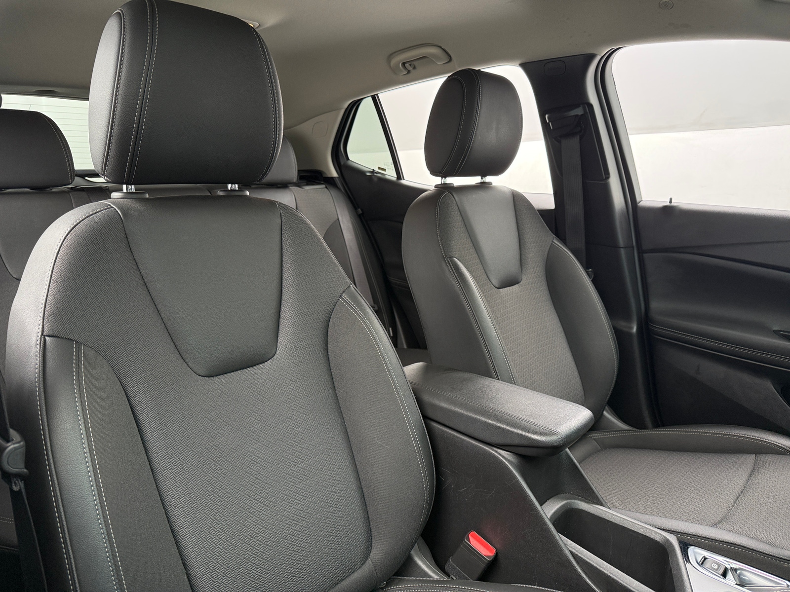 Thumbnail: 2025 Buick Encore GX - 2