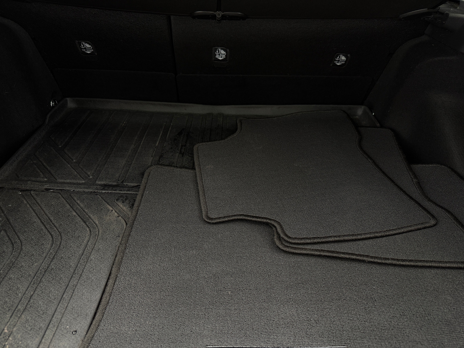 Thumbnail: 2023 Toyota Prius - 6