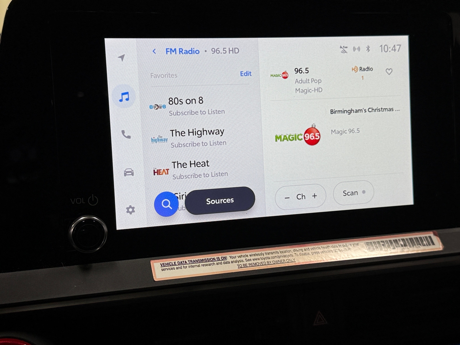 Thumbnail: 2023 Toyota Prius - 3