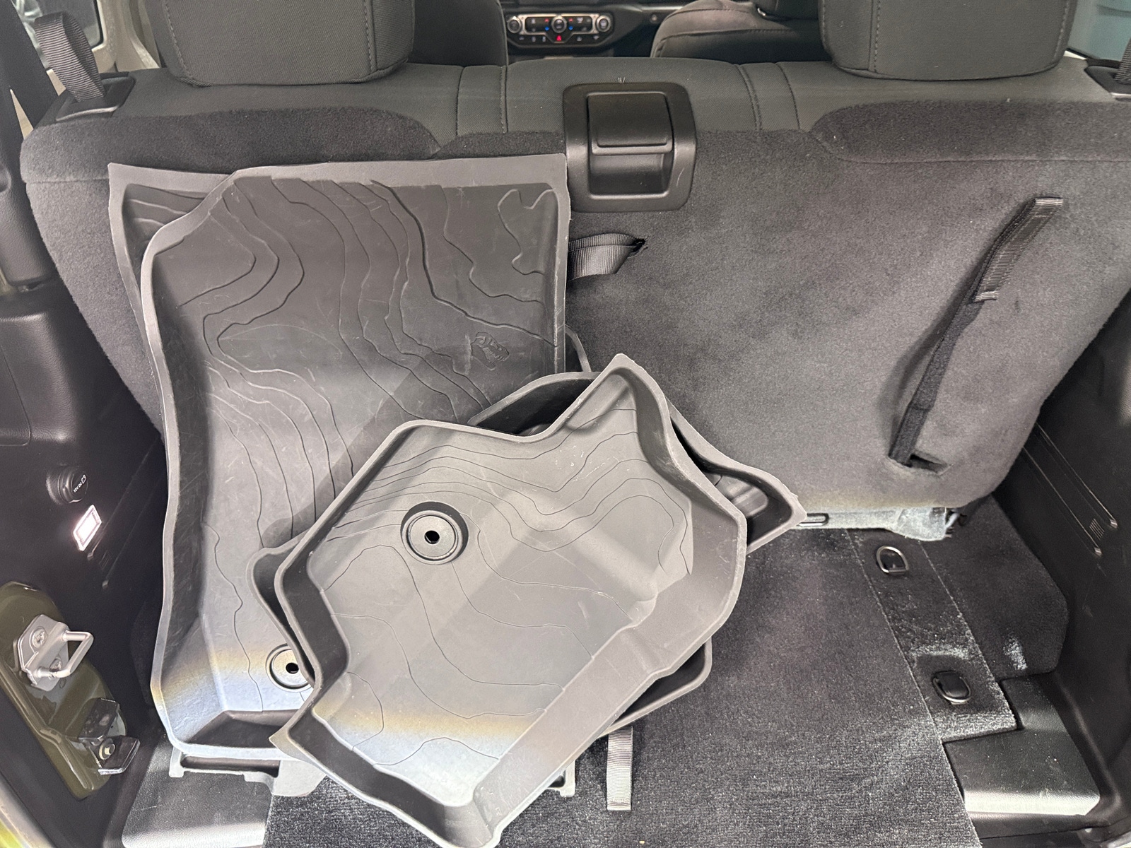 Thumbnail: 2021 Jeep Wrangler - 7