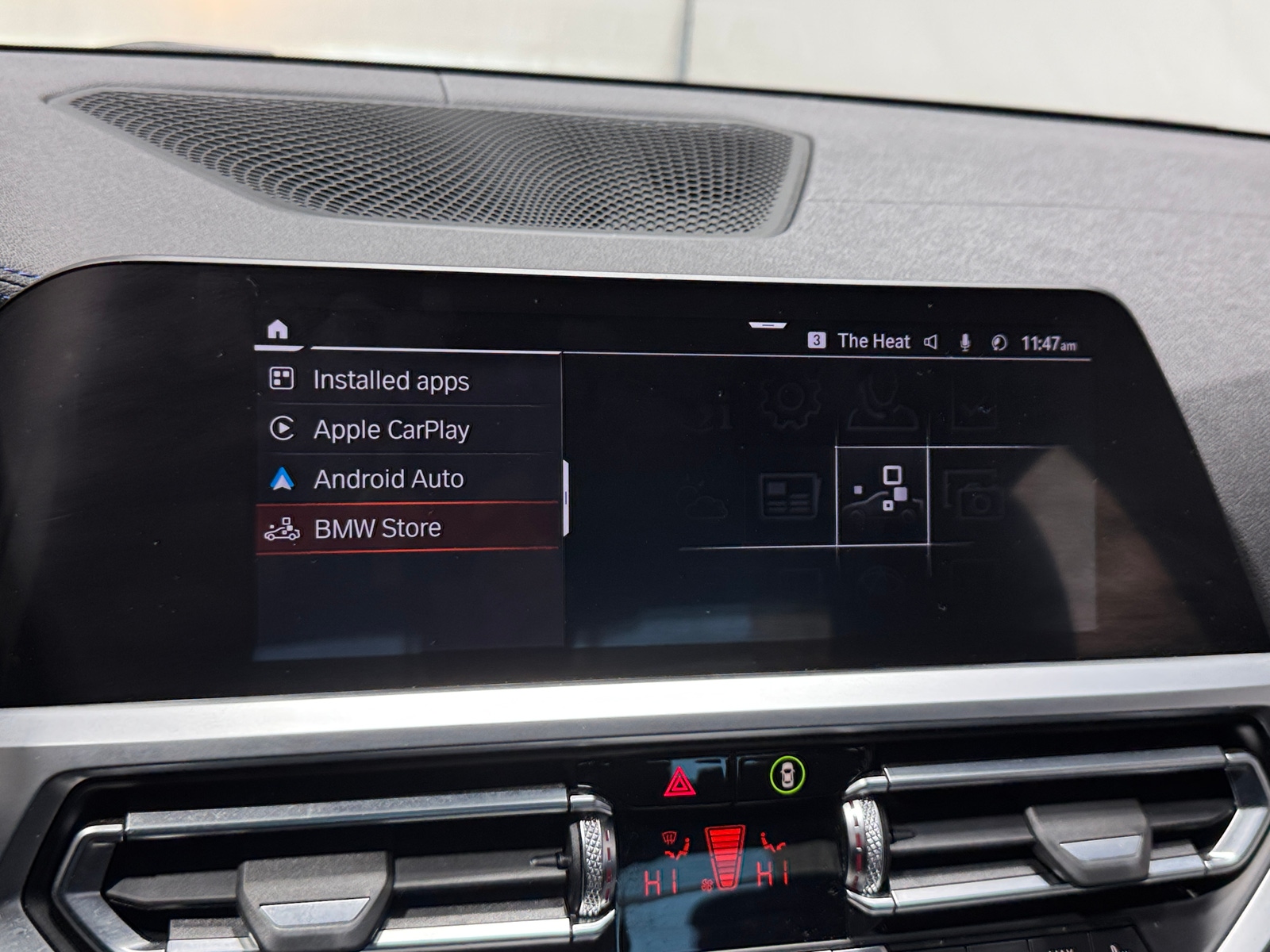 Thumbnail: 2021 BMW 3 Series - 3