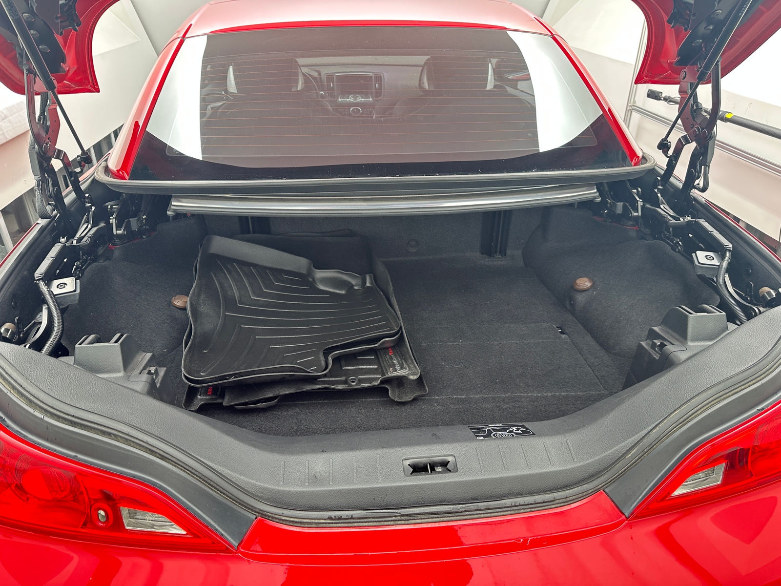 Thumbnail: 2010 INFINITI G37 - 6