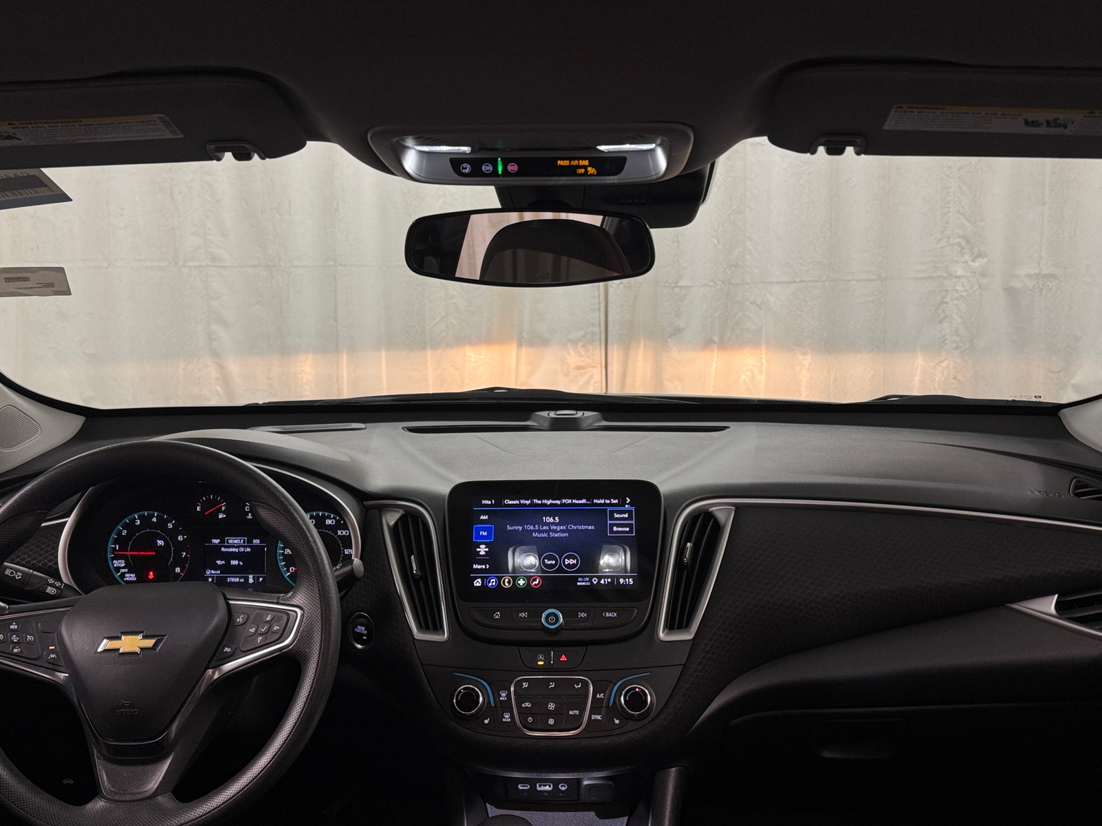 Thumbnail: 2024 Chevrolet Malibu - 3