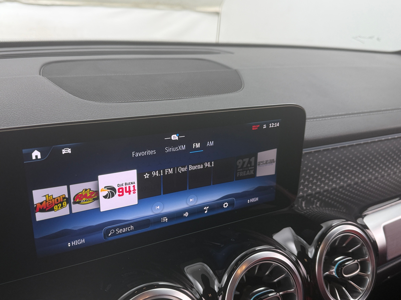 Thumbnail: 2025 Mercedes-Benz GLB - 3