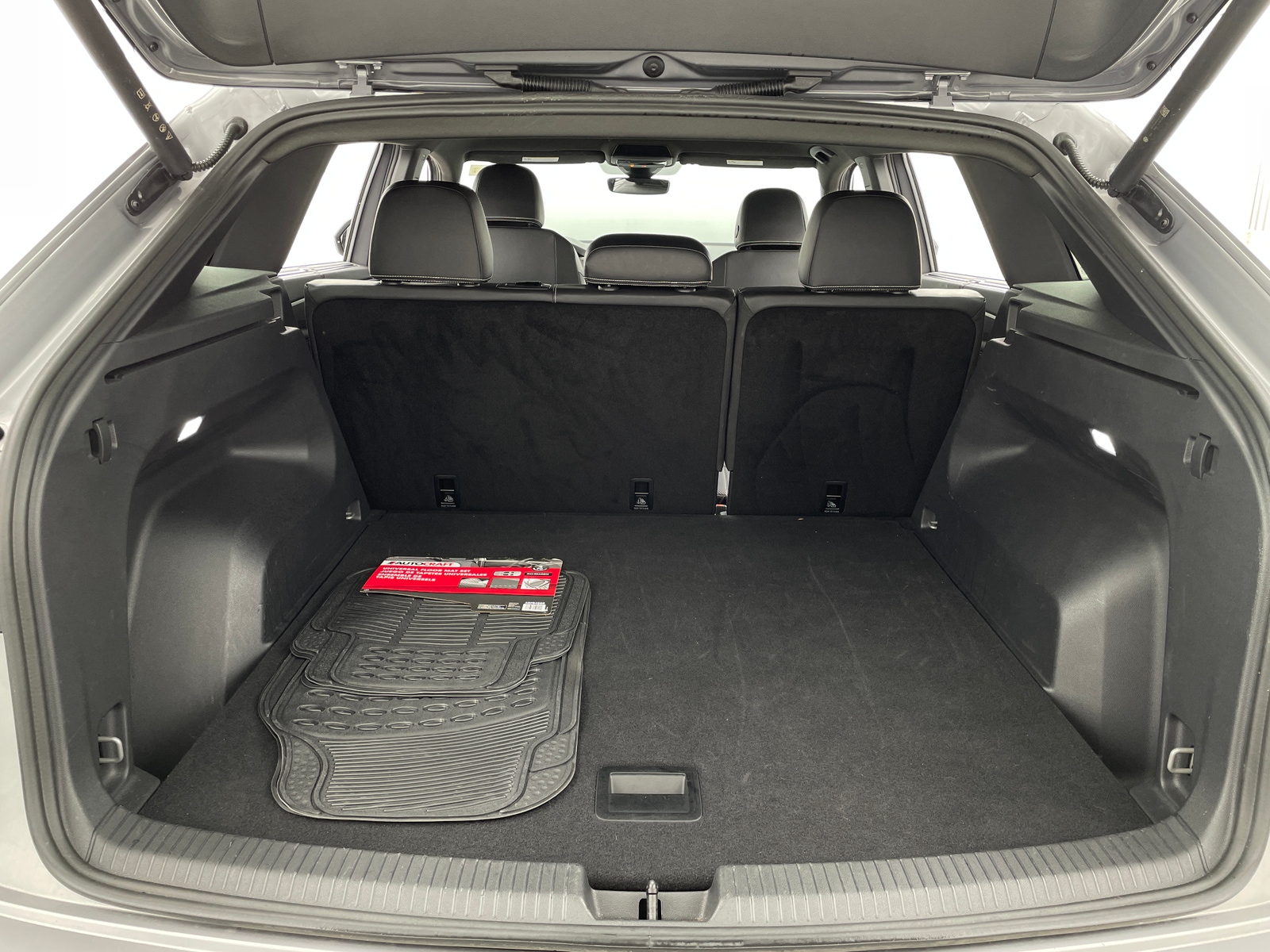 Thumbnail: 2025 Volkswagen Atlas - 6