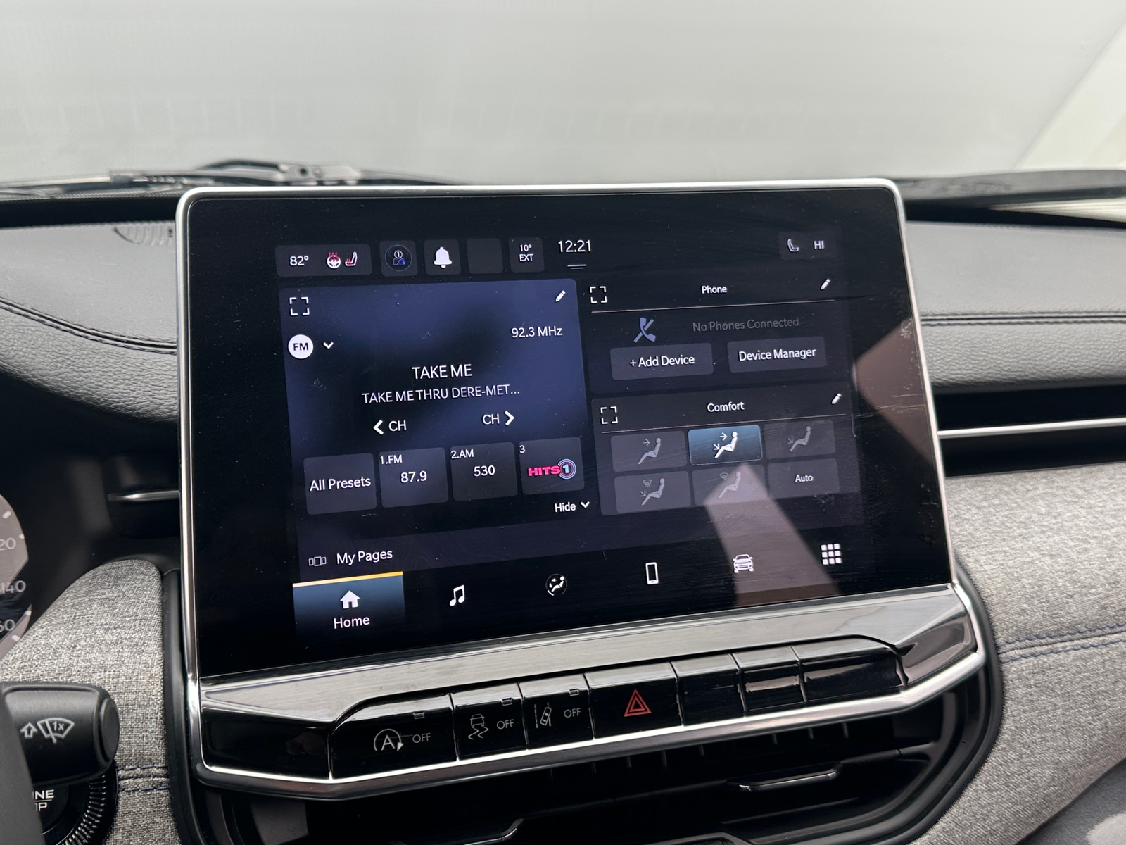 Thumbnail: 2023 Jeep Compass - 4