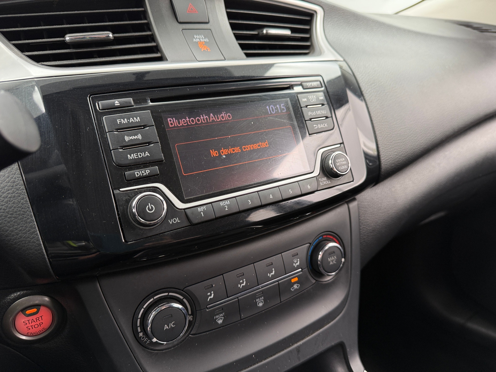 Thumbnail: 2017 Nissan Sentra - 4