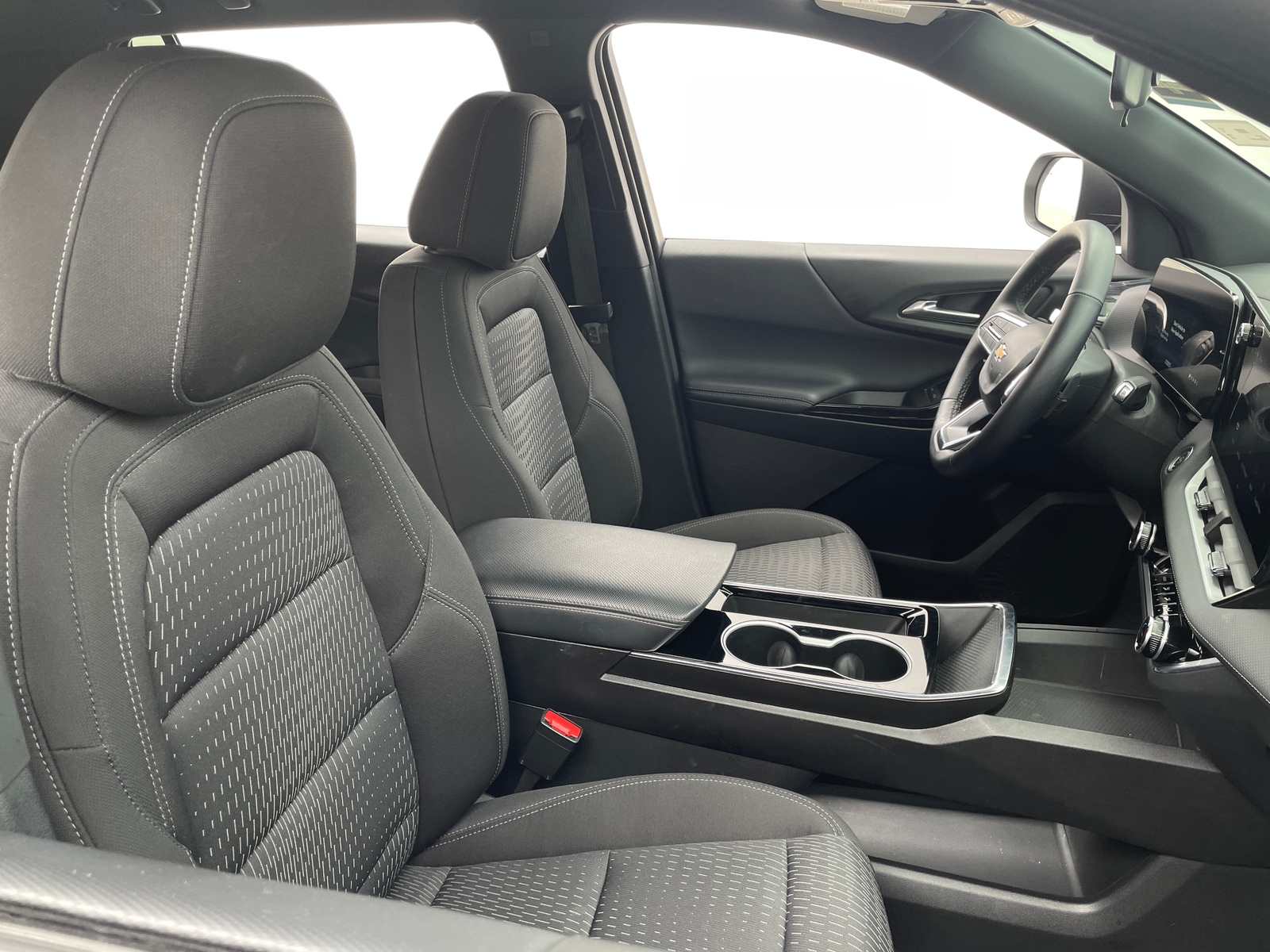 Thumbnail: 2025 Chevrolet Equinox - 2