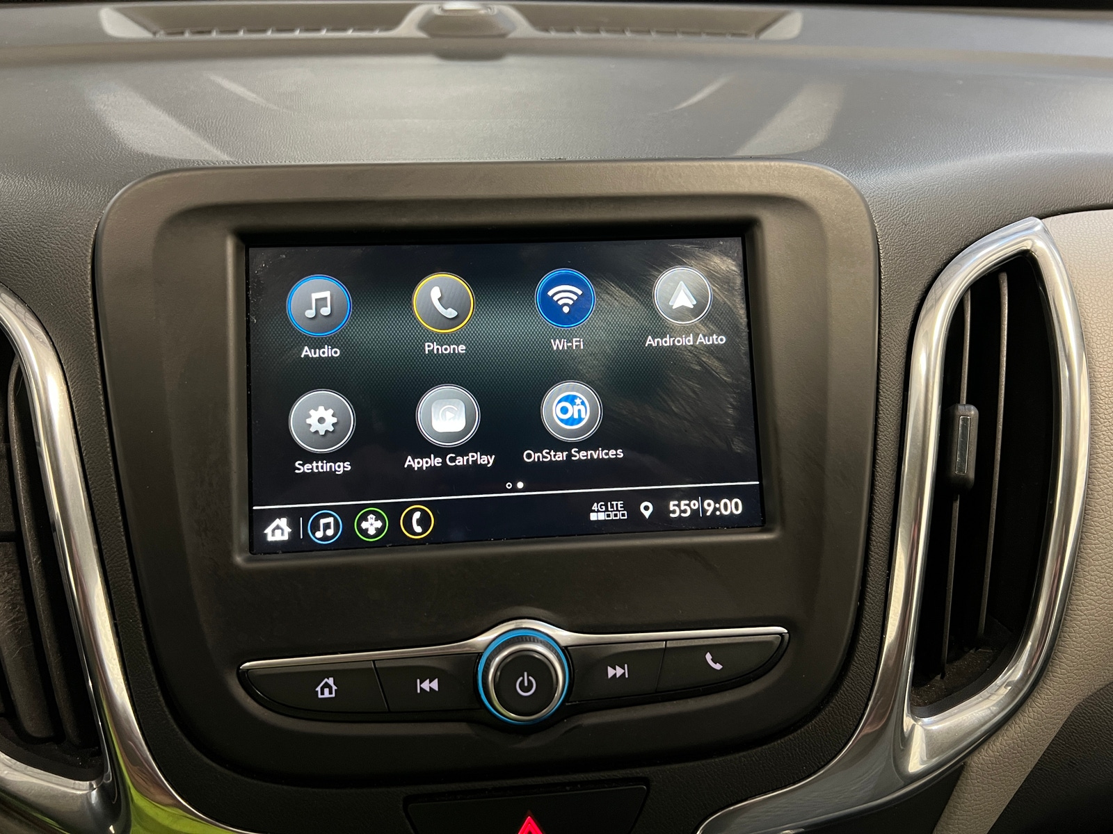 Thumbnail: 2019 Chevrolet Equinox - 4