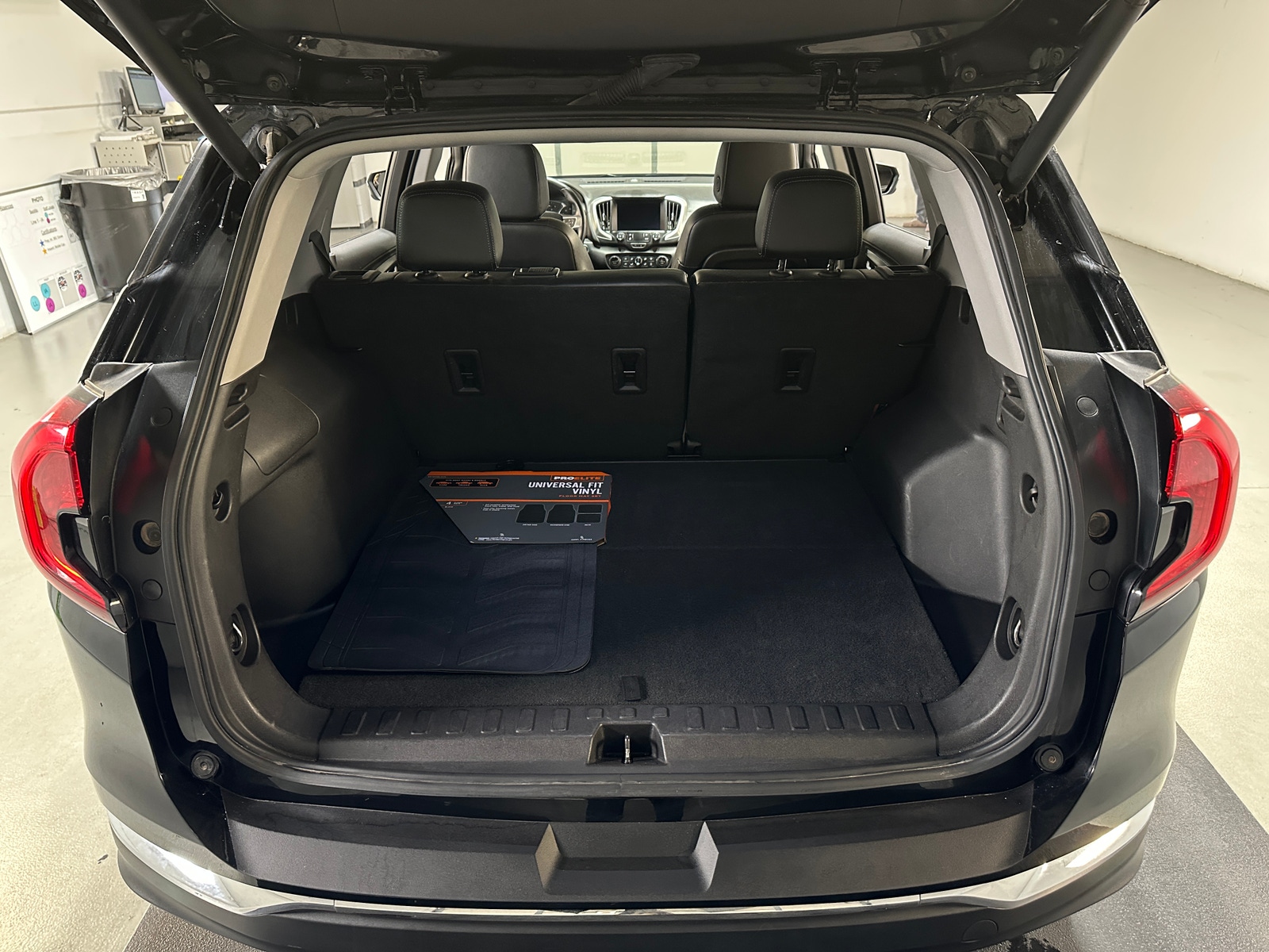 Thumbnail: 2024 GMC Terrain - 6