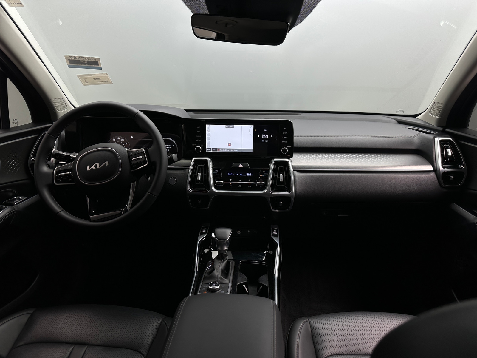 Thumbnail: 2023 Kia Sorento - 2