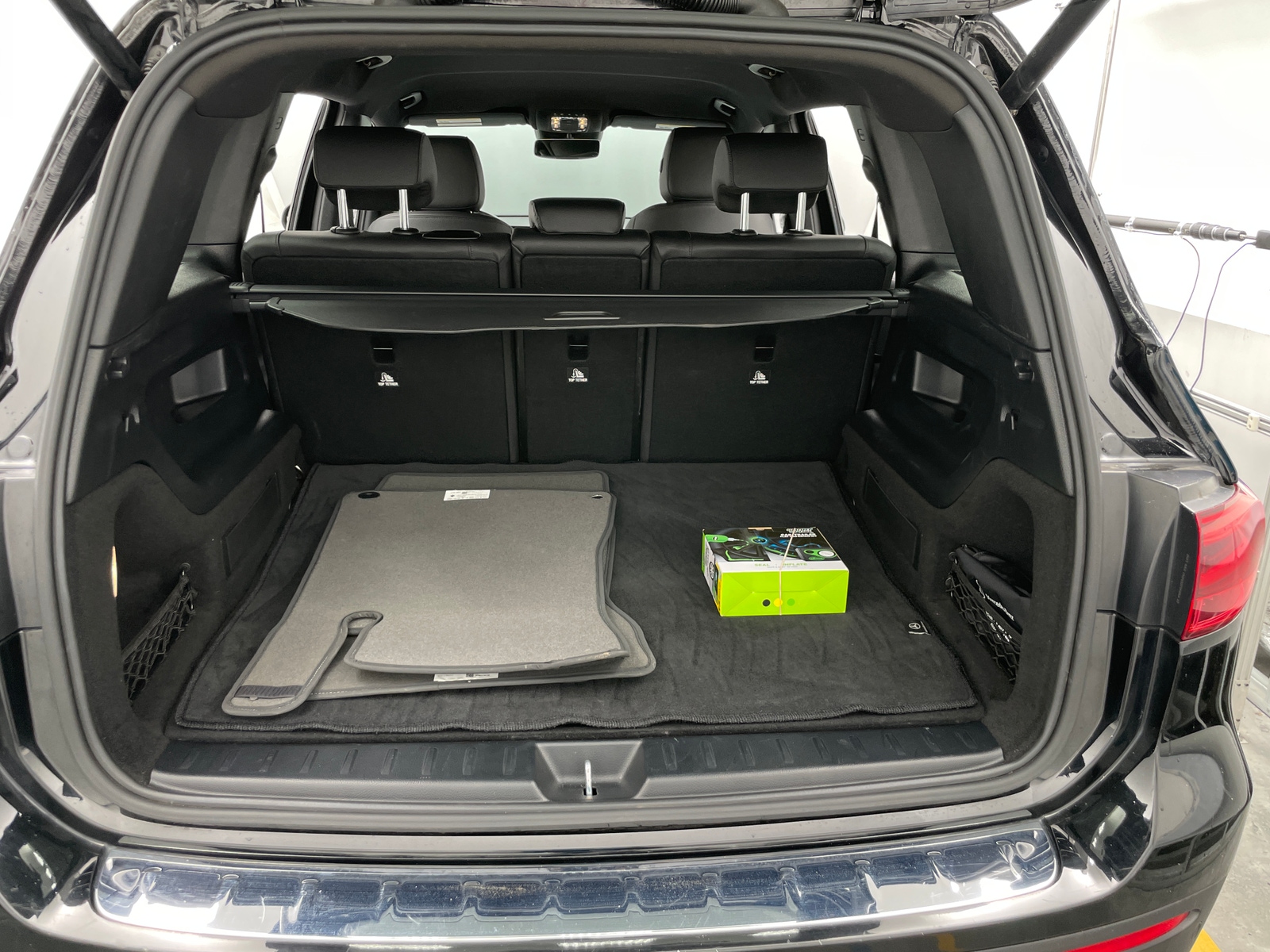 Thumbnail: 2025 Mercedes-Benz GLB - 6