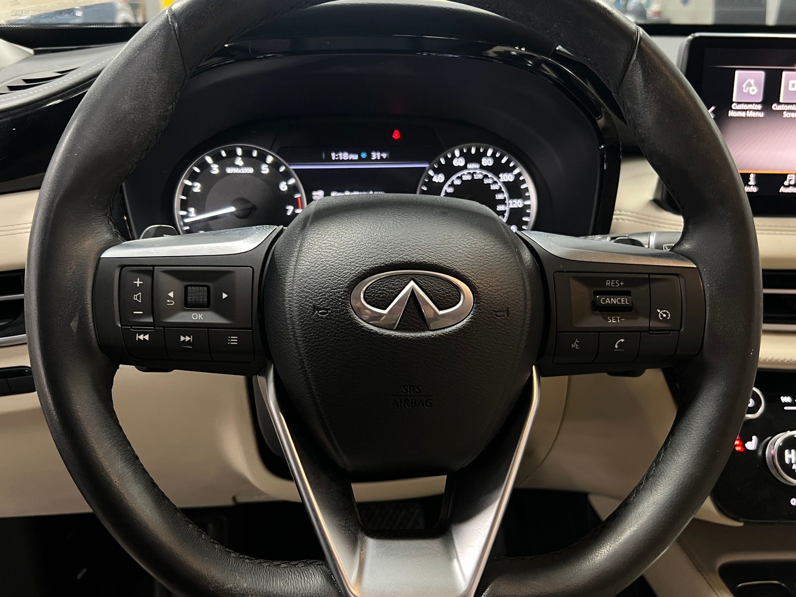 Thumbnail: 2023 INFINITI QX60 - 4