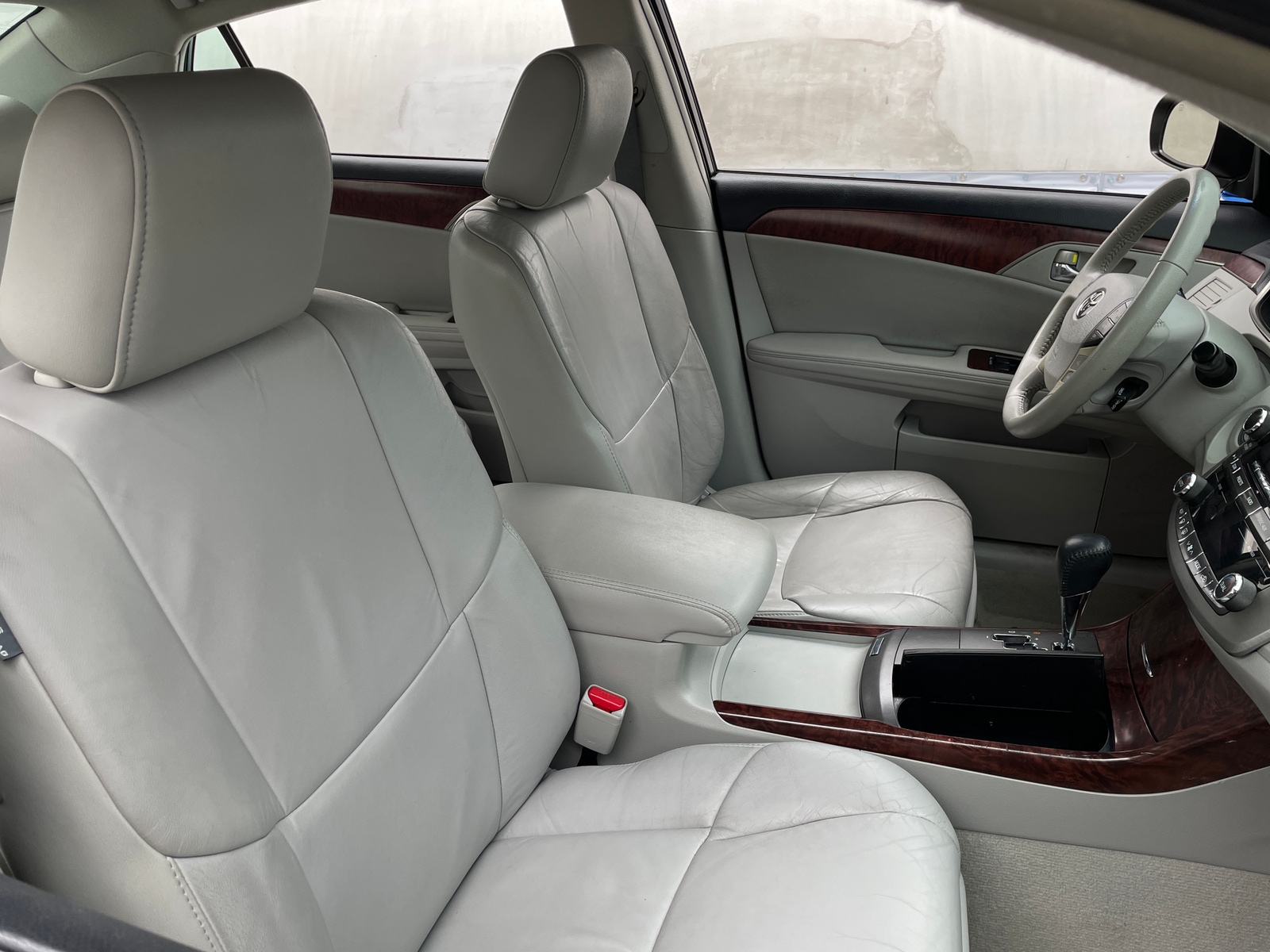 Thumbnail: 2012 Toyota Avalon - 2