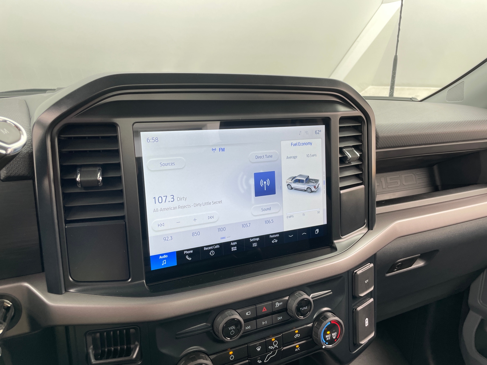 Thumbnail: 2025 Ford Econoline - 3