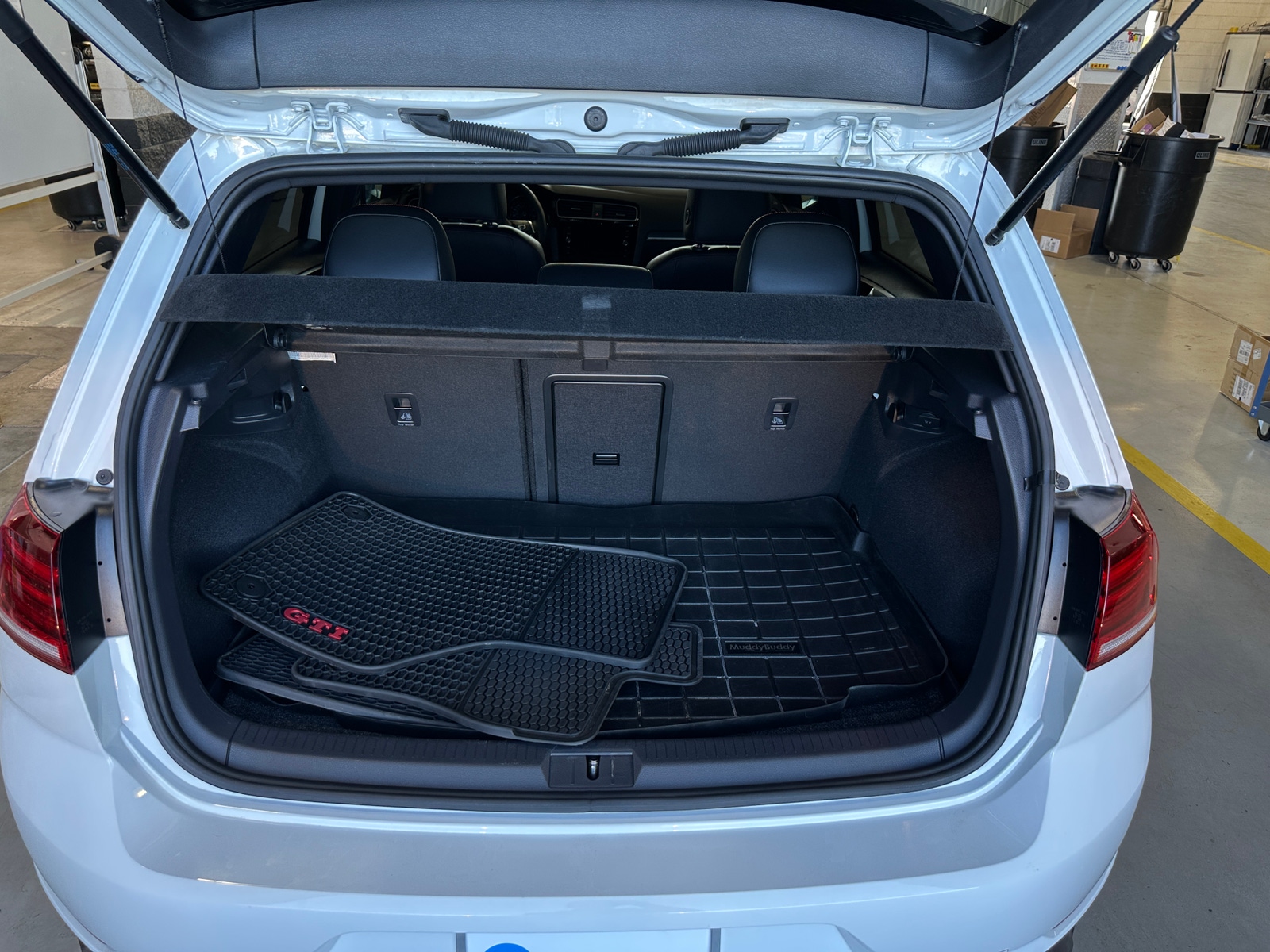 Thumbnail: 2020 Volkswagen Golf - 6