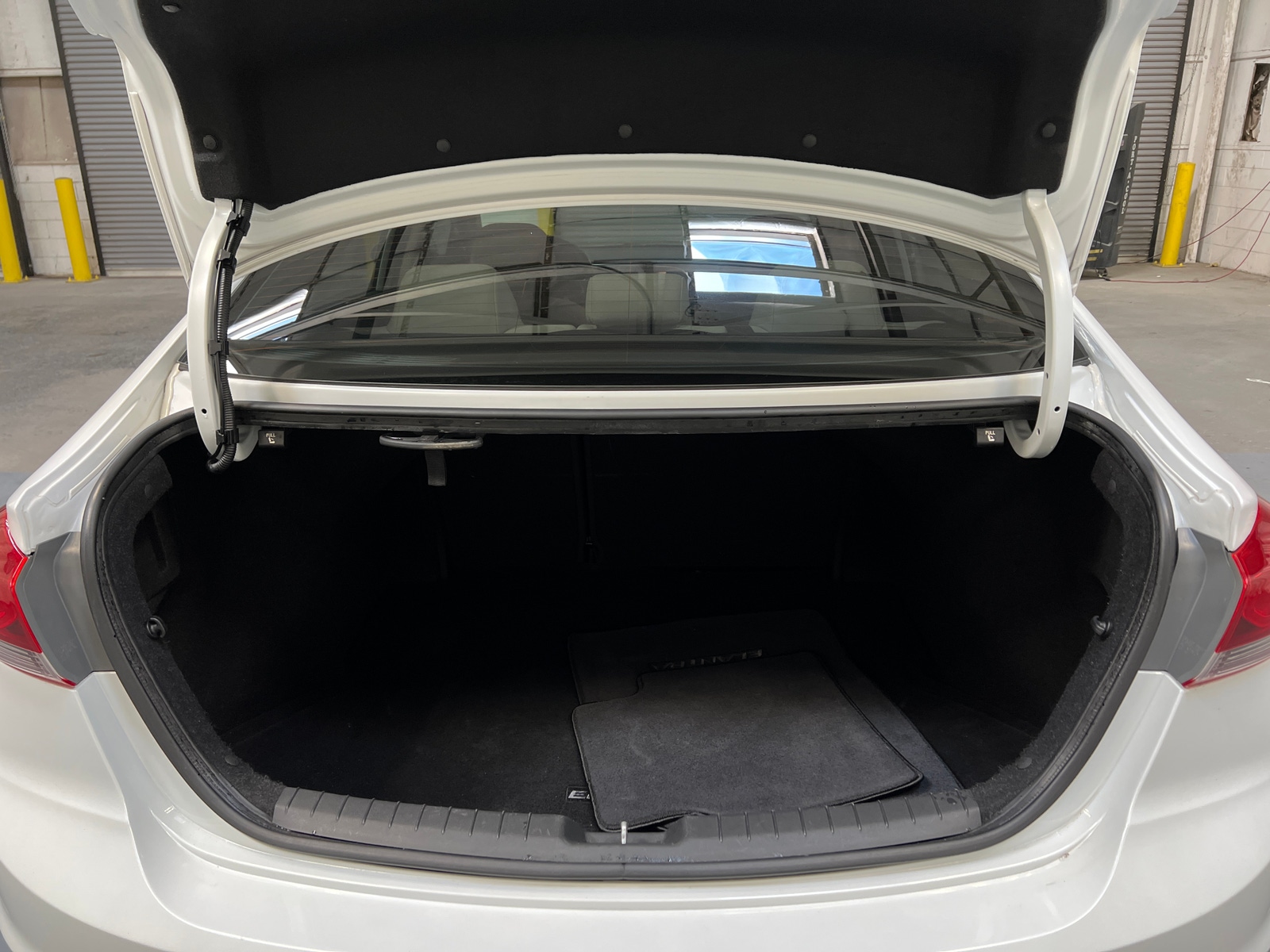 Thumbnail: 2018 Hyundai Elantra - 7