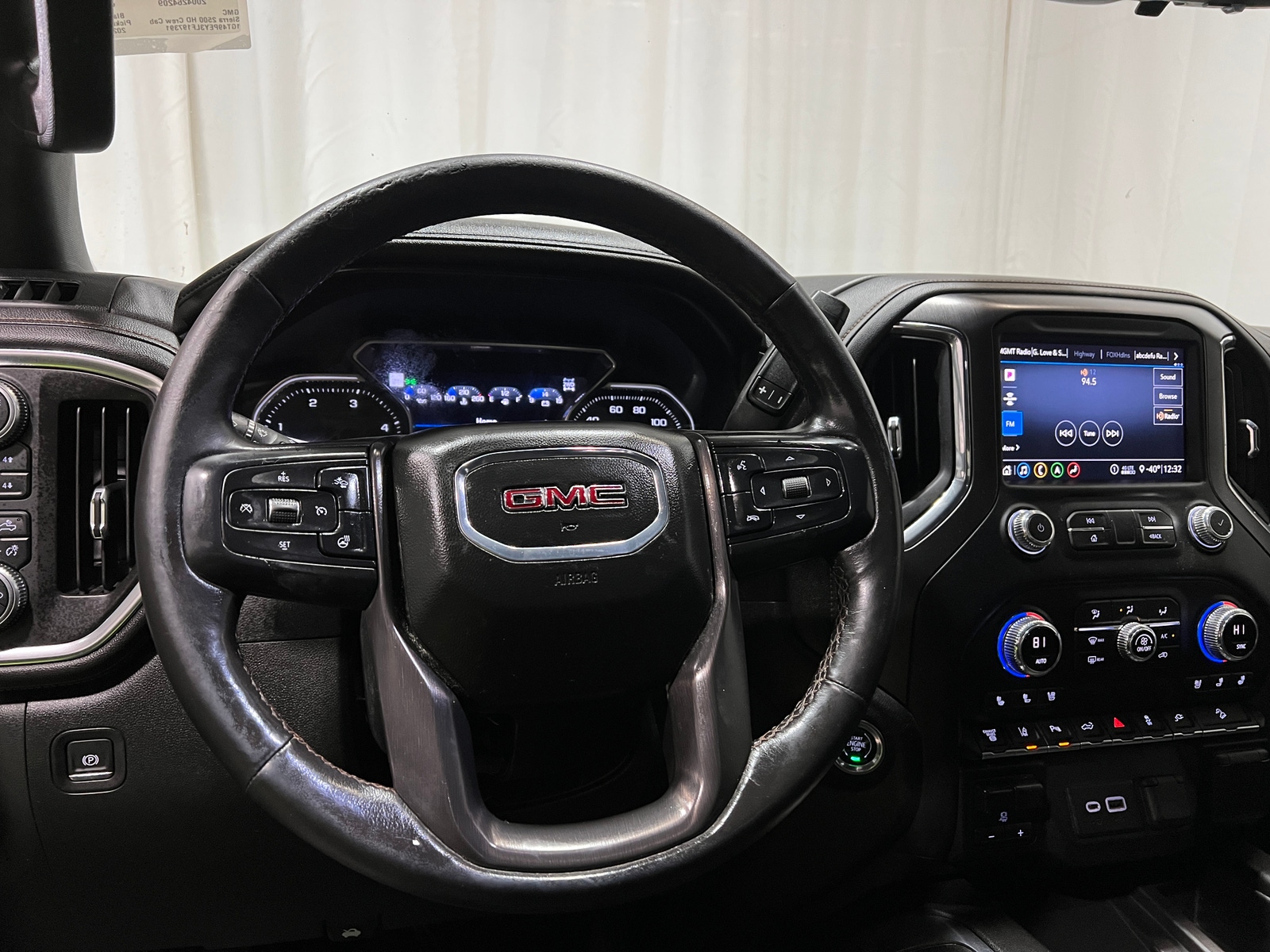 Thumbnail: 2020 GMC Sierra 2500 - 4