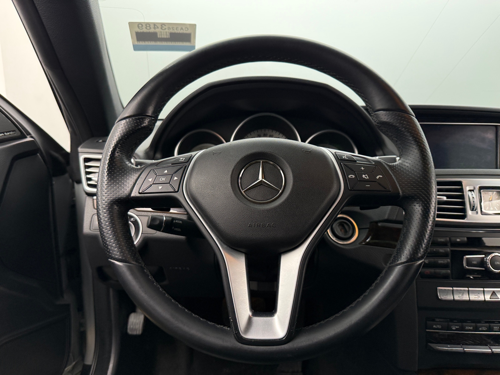 Thumbnail: 2014 Mercedes-Benz E-Class - 4