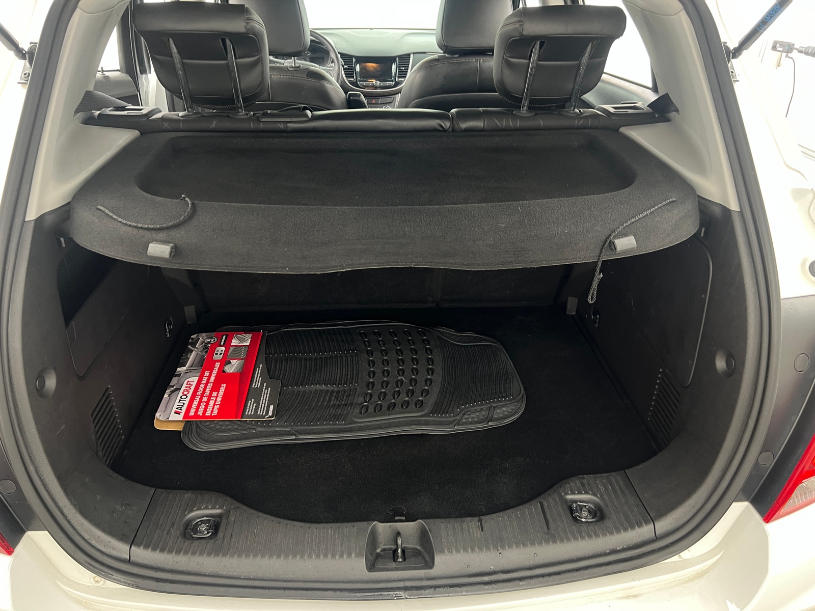 Thumbnail: 2019 Chevrolet Trax - 7