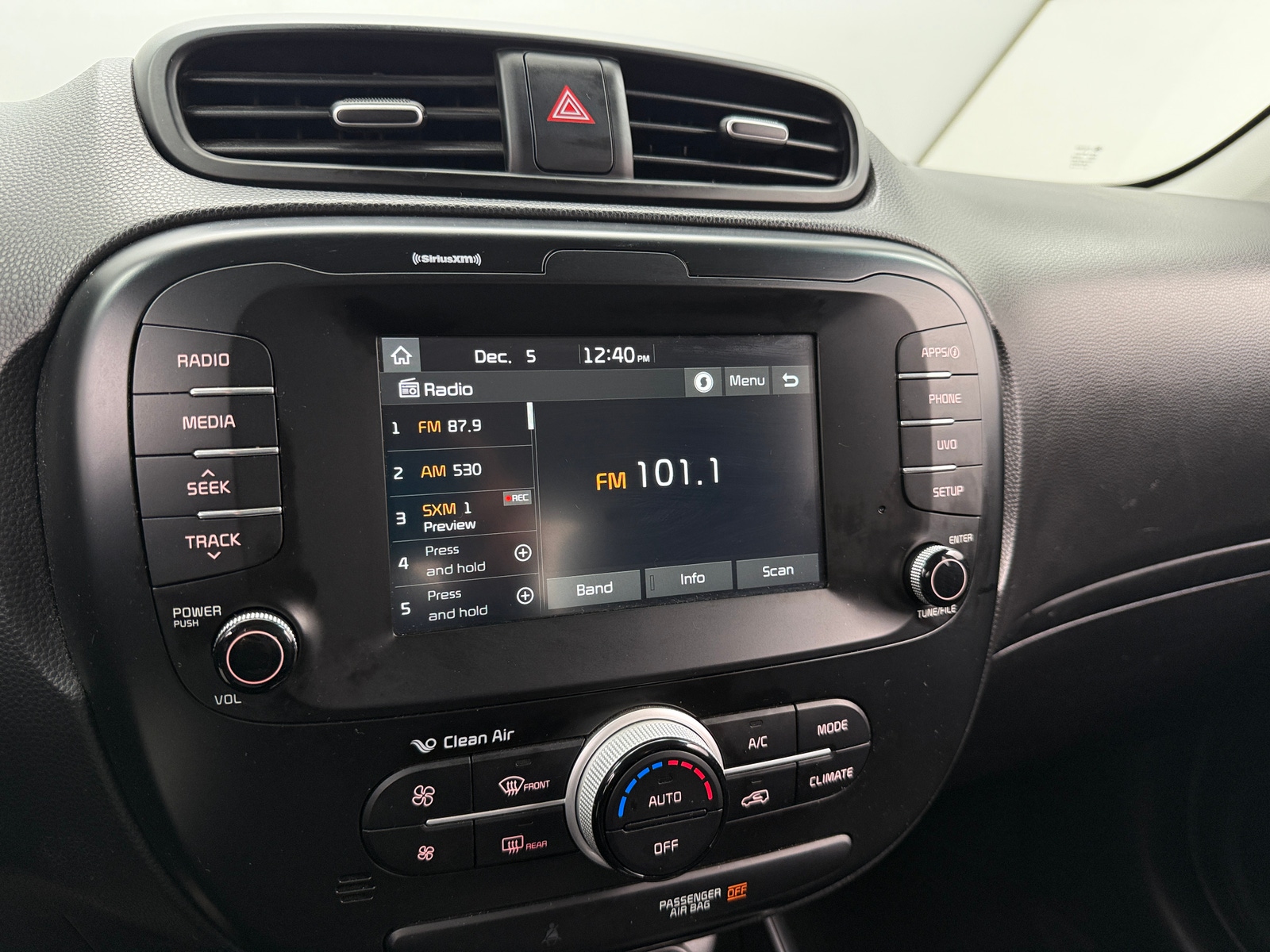 Thumbnail: 2019 Kia Soul - 4