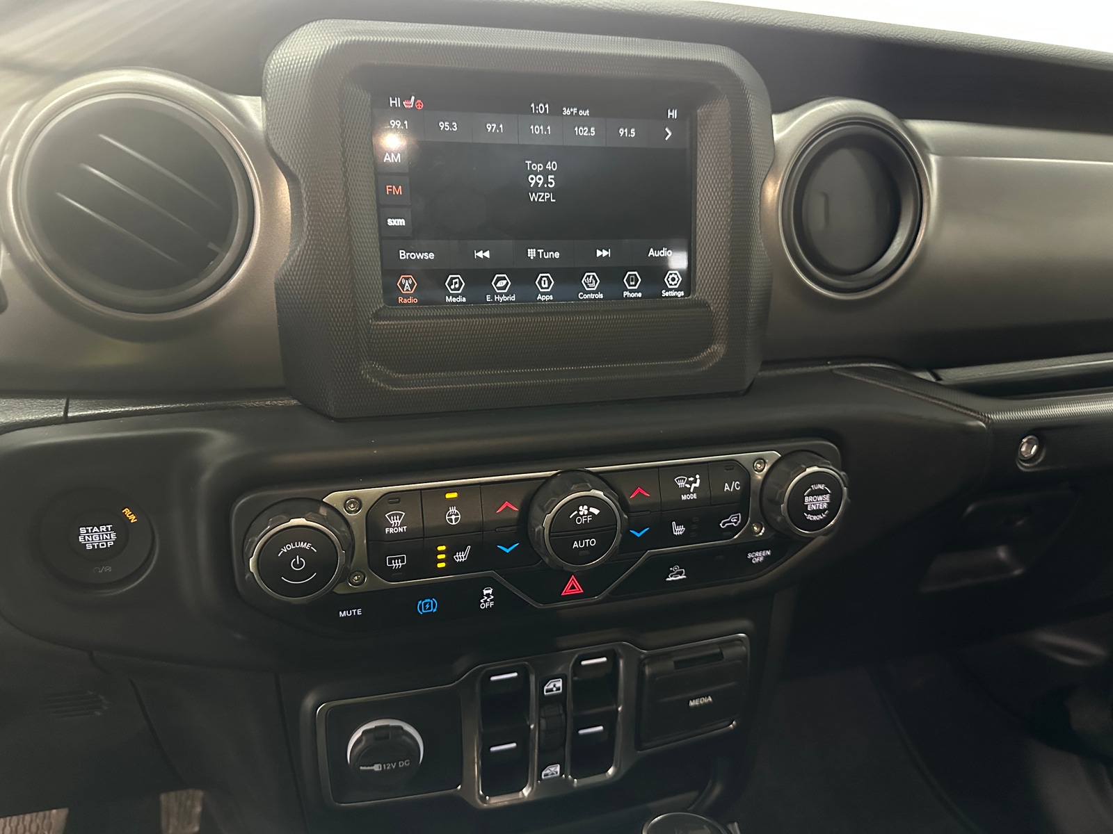 Thumbnail: 2023 Jeep Wrangler - 4