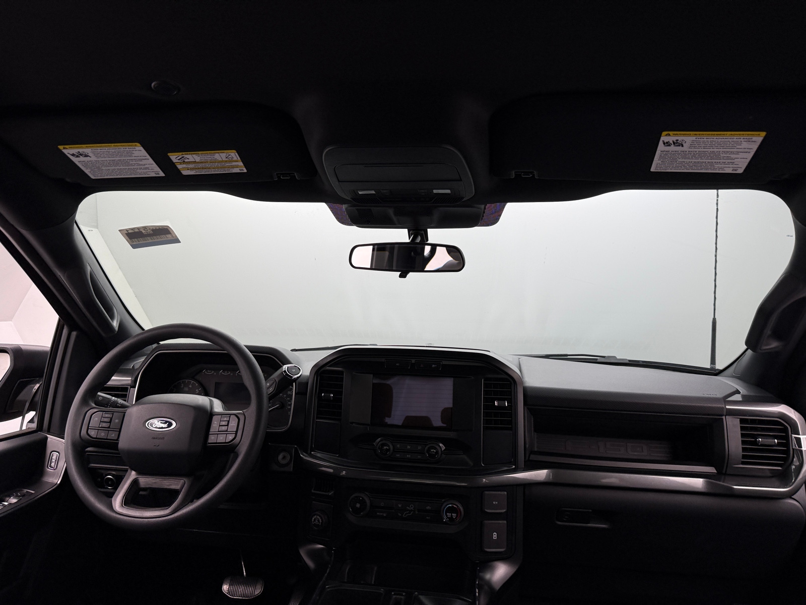 Thumbnail: 2023 Ford Econoline - 3