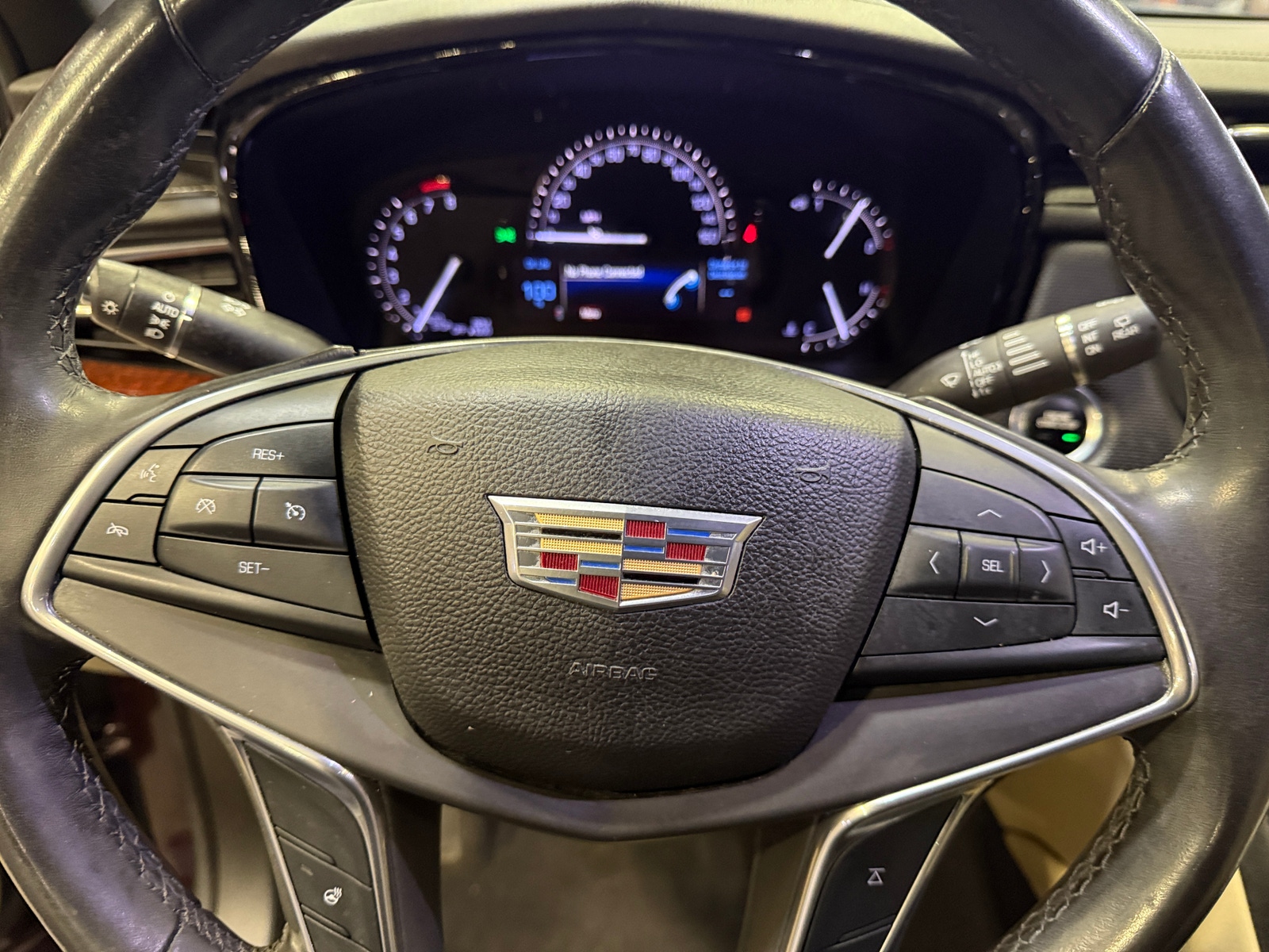 Thumbnail: 2017 Cadillac XT5 - 4