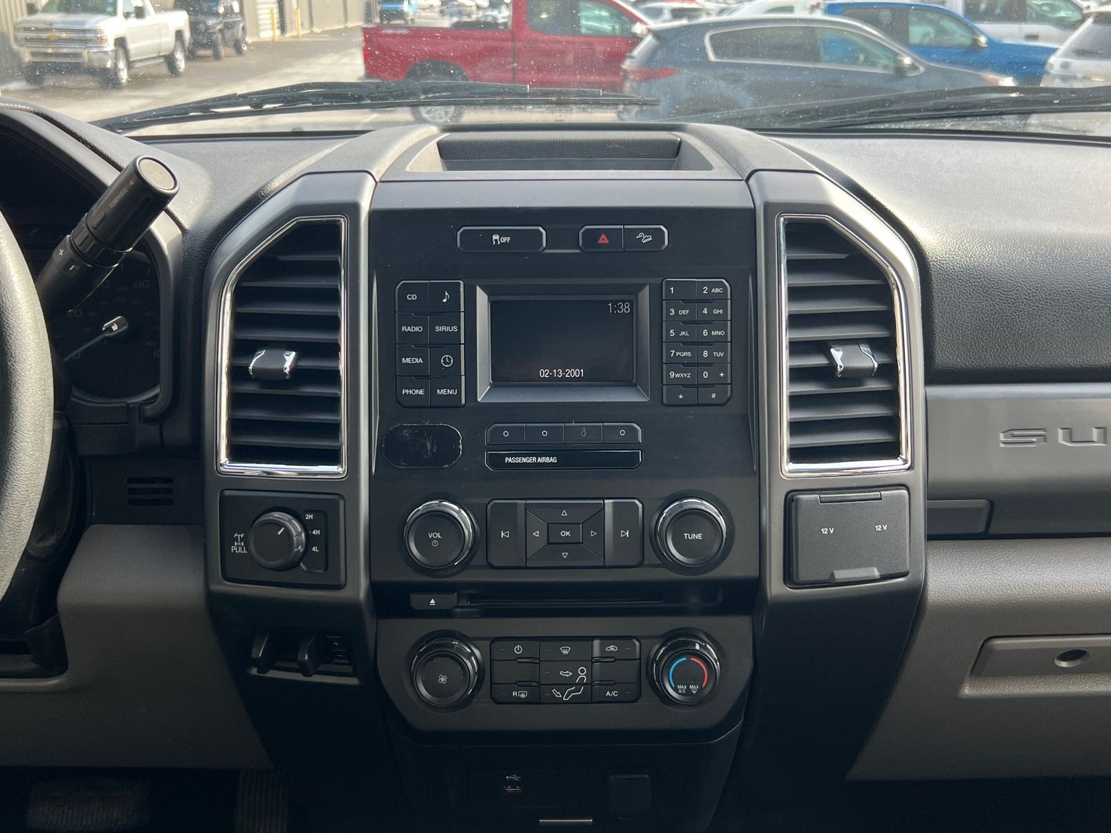 Thumbnail: 2017 Ford Econoline - 4