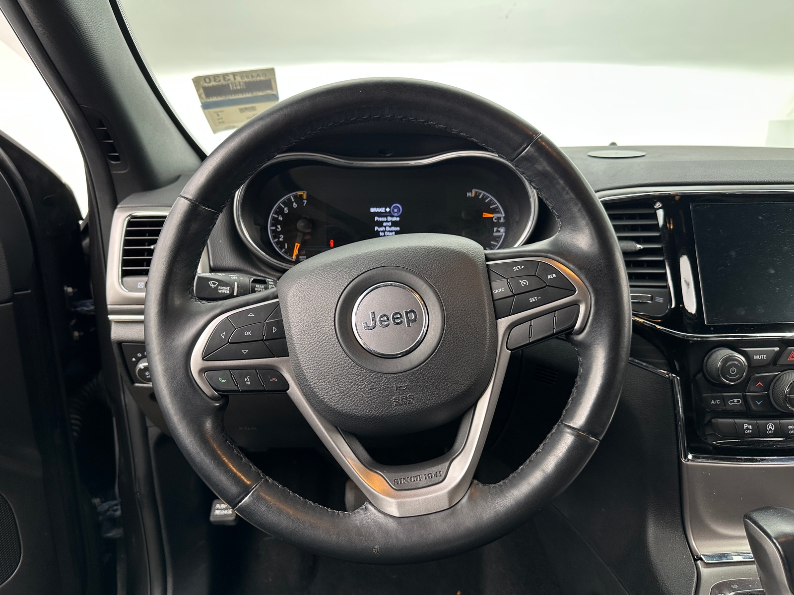 Thumbnail: 2019 Jeep Grand Cherokee - 4