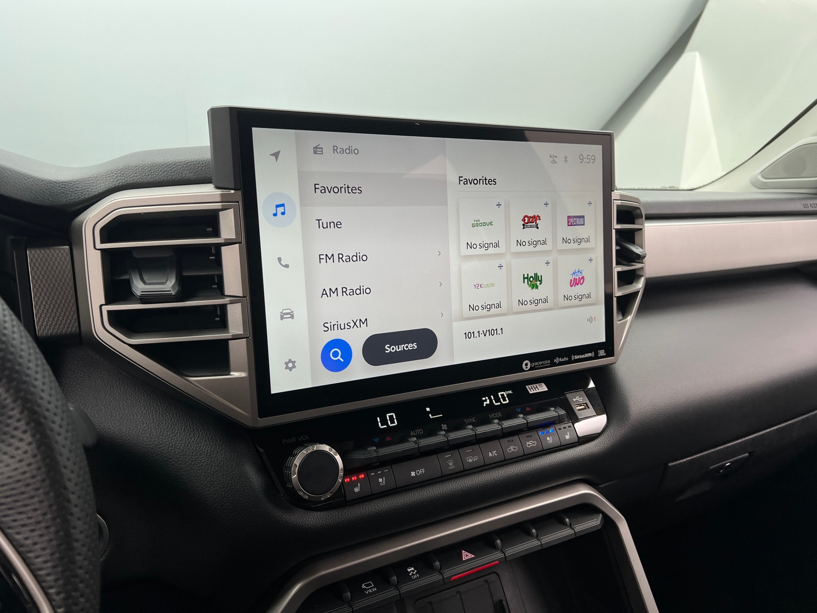 Thumbnail: 2024 Toyota Tundra - 3