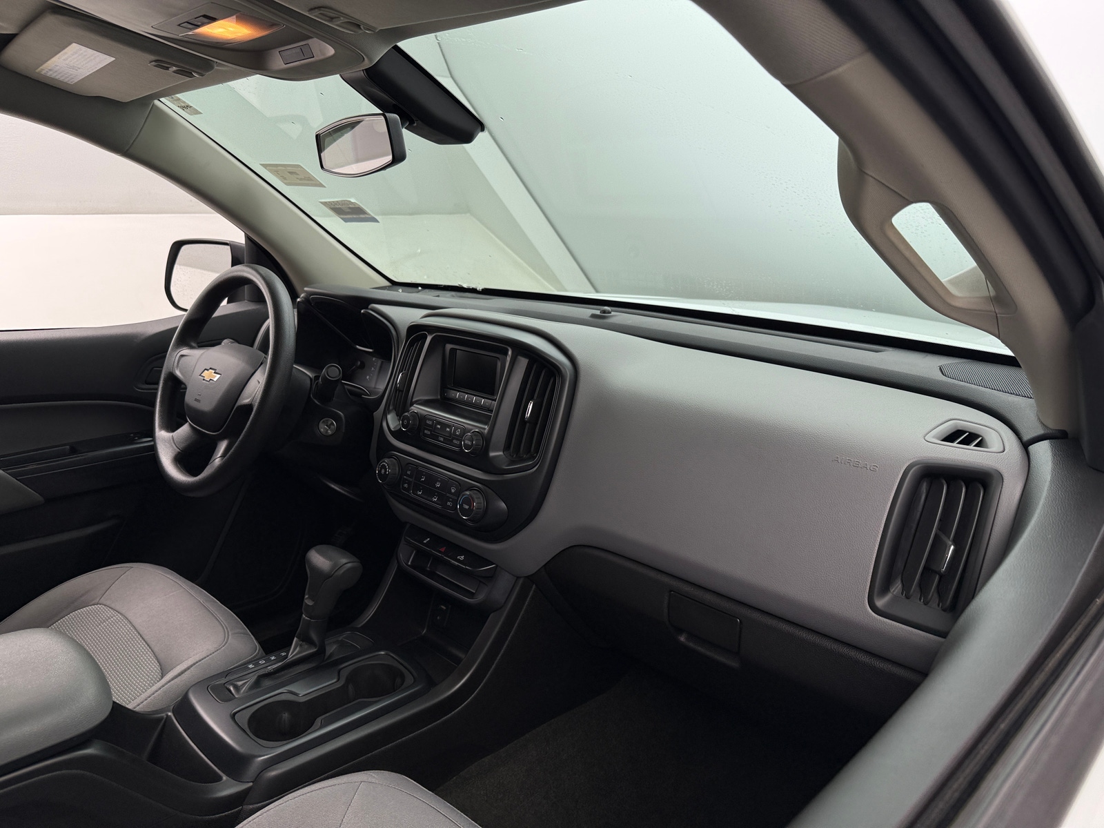 Thumbnail: 2016 Chevrolet Colorado - 3