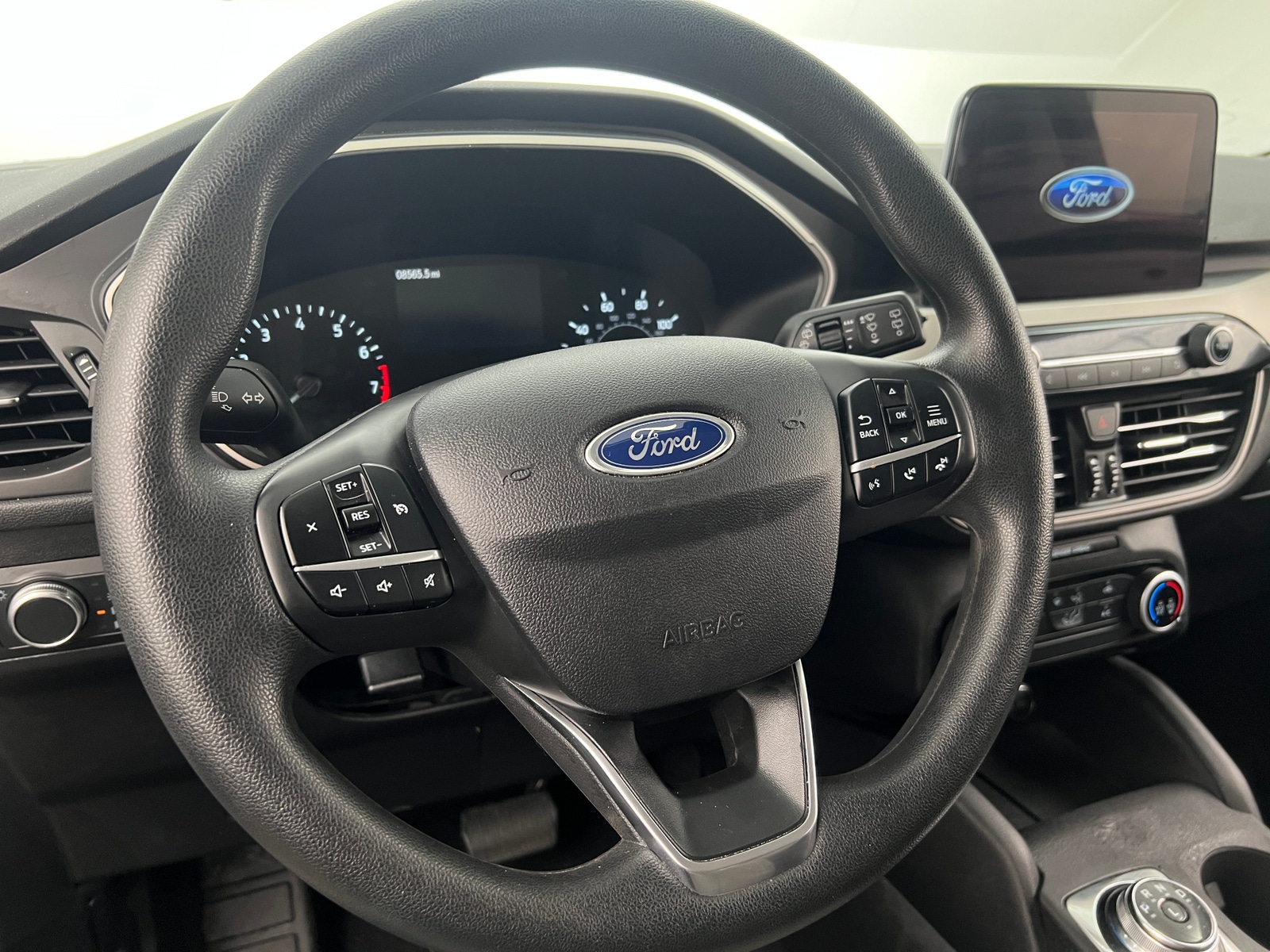 Thumbnail: 2021 Ford Escape - 5