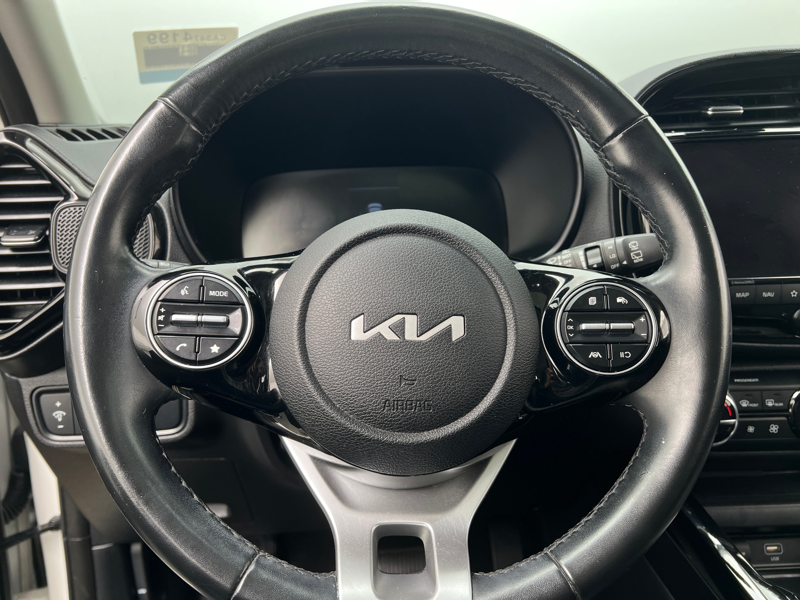 Thumbnail: 2023 Kia Soul - 5