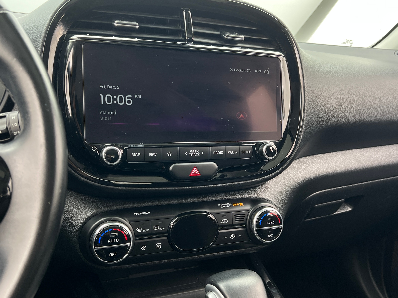 Thumbnail: 2023 Kia Soul - 4