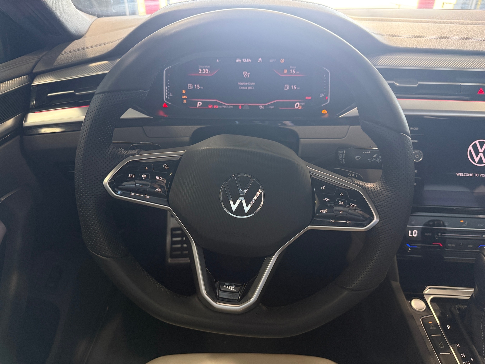 Thumbnail: 2022 Volkswagen Arteon - 4