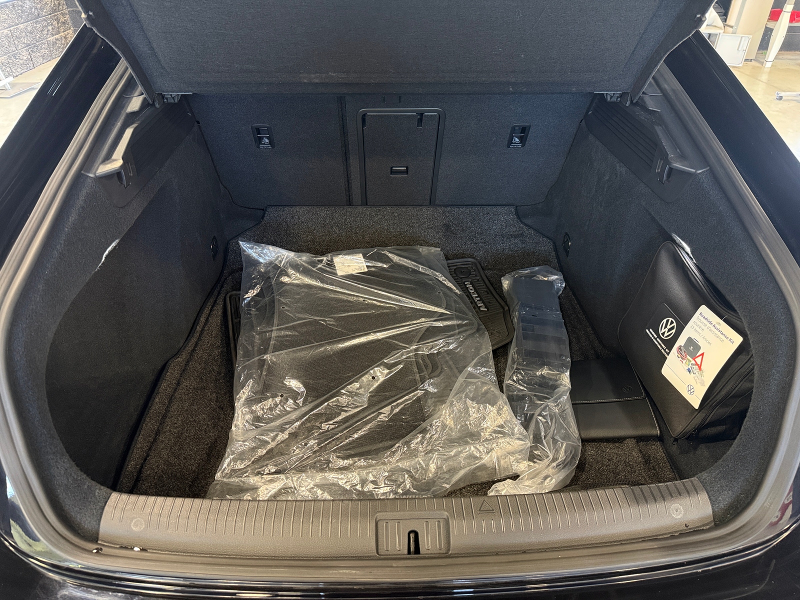 Thumbnail: 2022 Volkswagen Arteon - 6