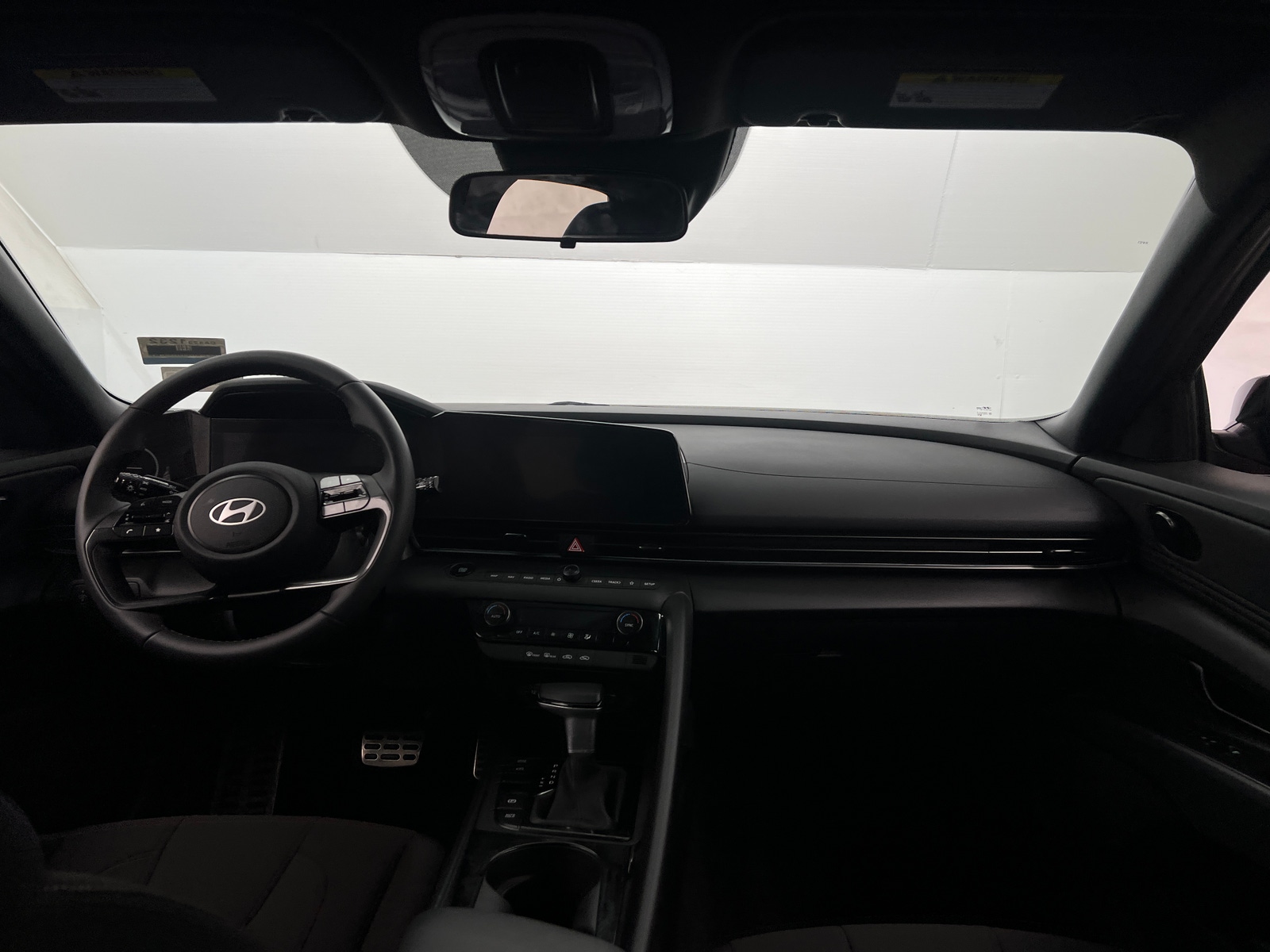 Thumbnail: 2025 Hyundai Elantra - 3