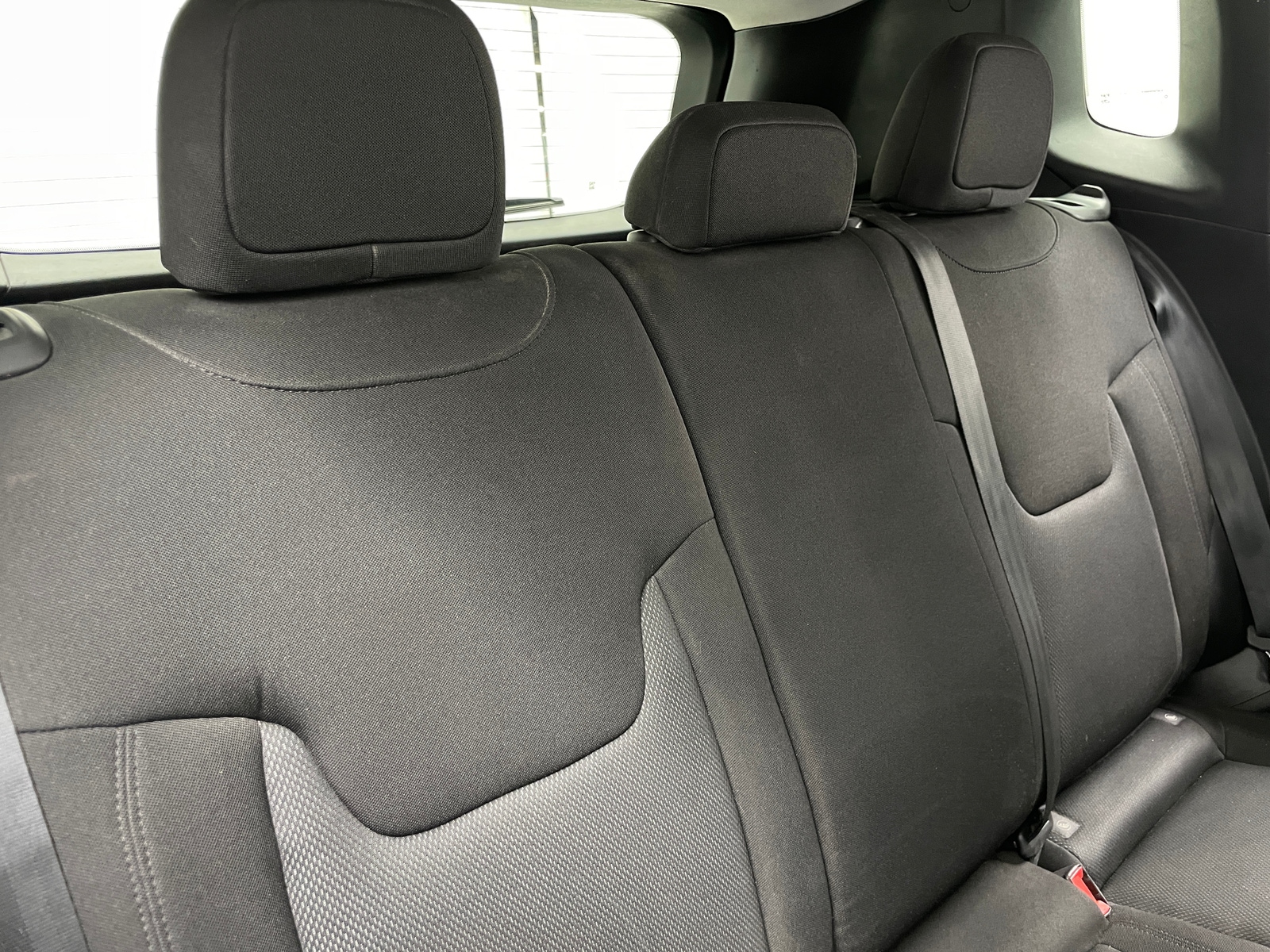 Thumbnail: 2021 Jeep Renegade - 6