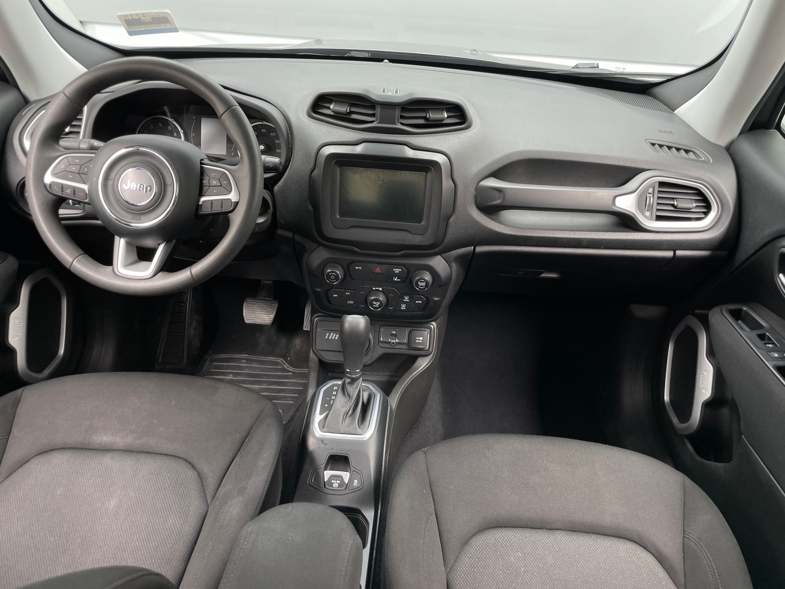 Thumbnail: 2021 Jeep Renegade - 3